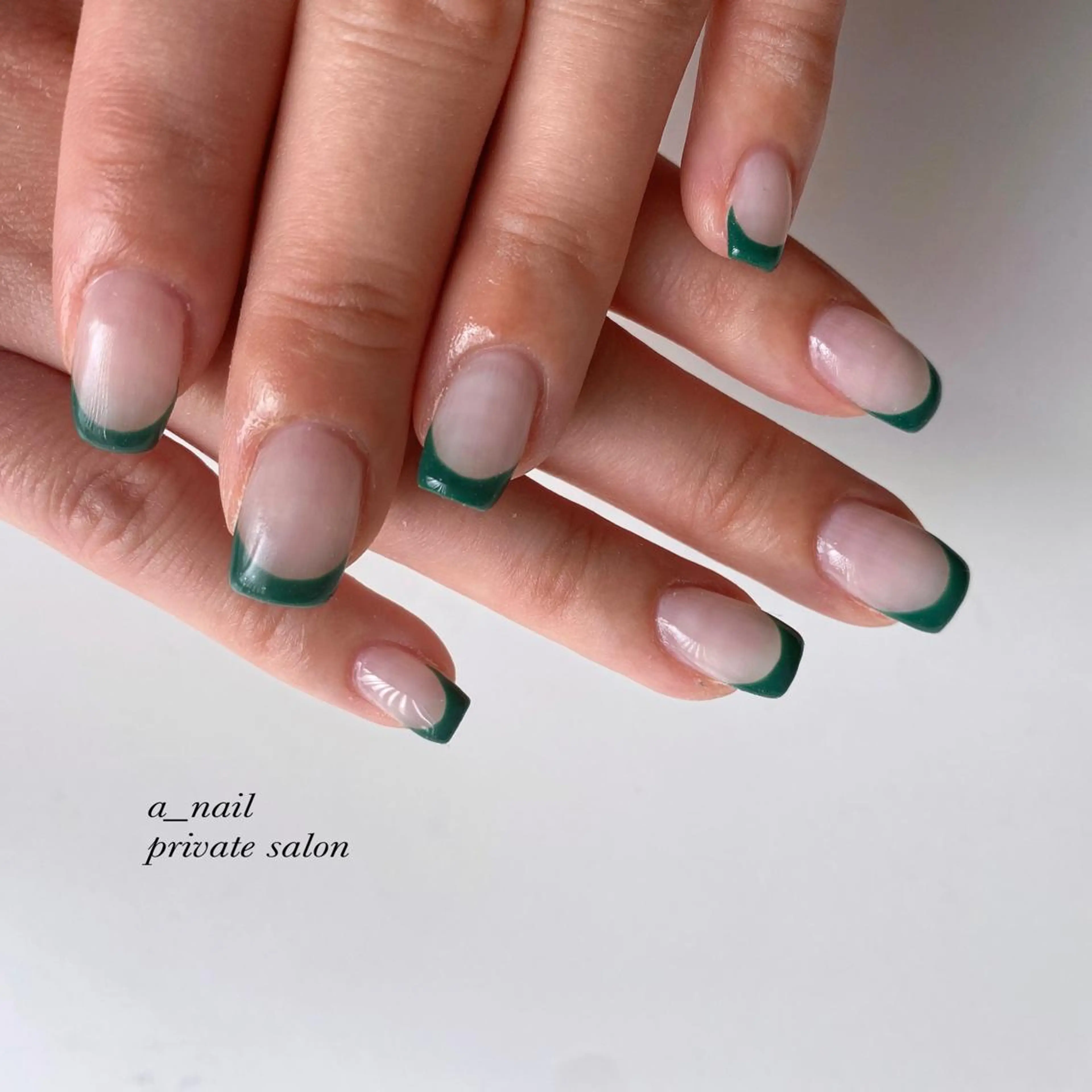 ネイル アニマル柄 フレンチネイル ジェルネイル 氷ネイル・うるうるネイル レース 菅 恵奈のネイルデザイン