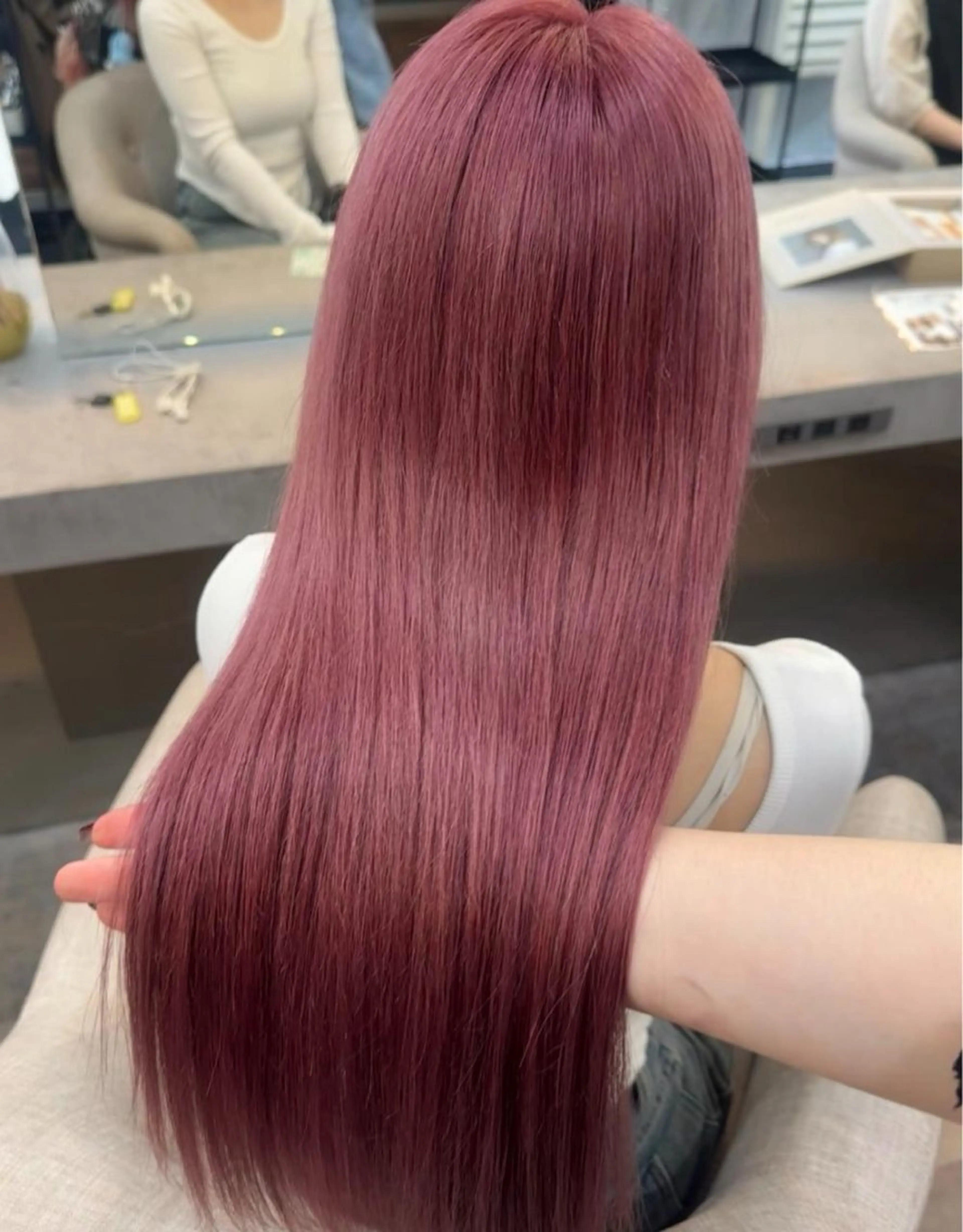 ロング カラー Maho ブリーチモデル募集中のヘアスタイル