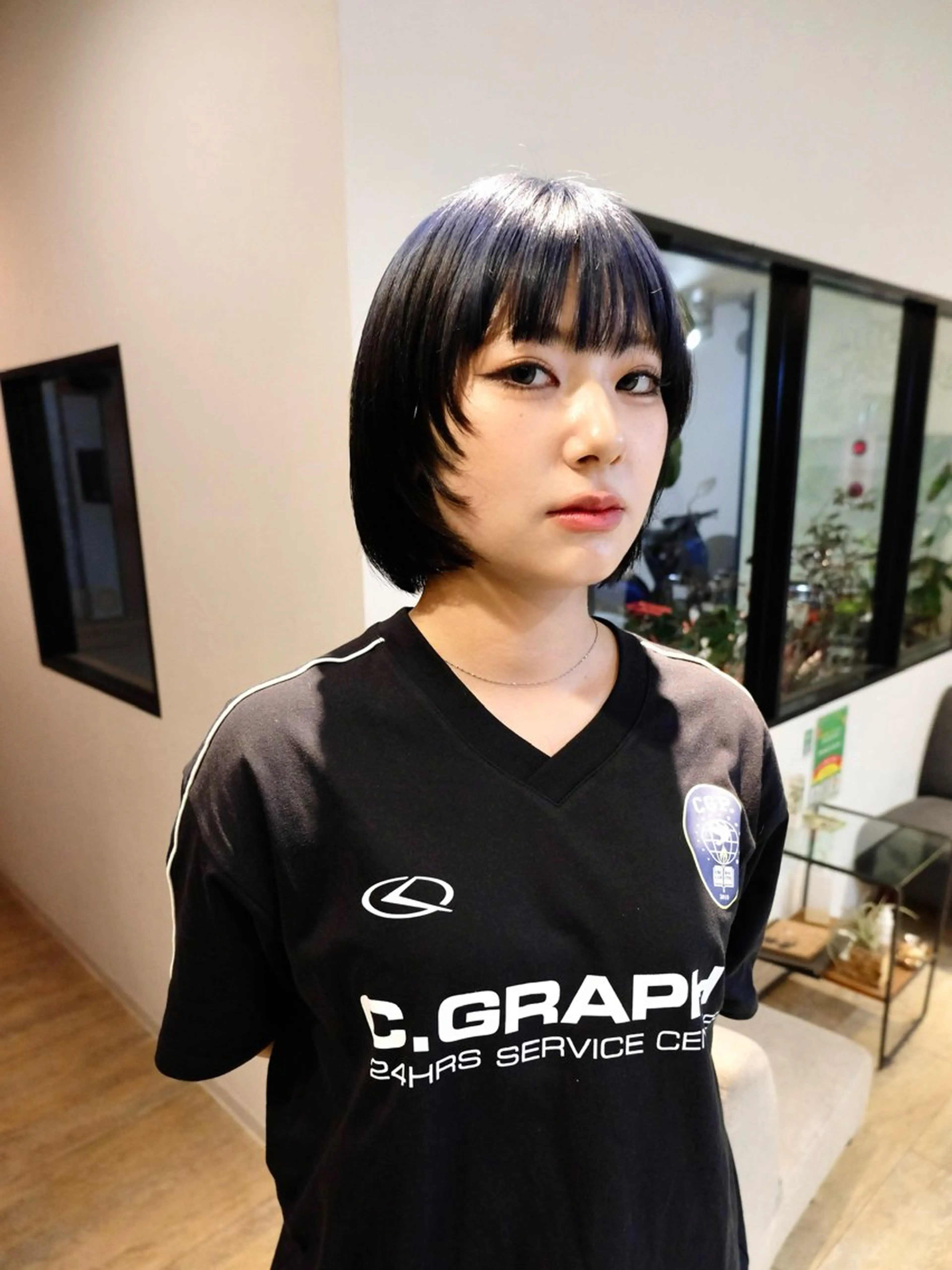 ショート なかがきはな/ボブ/ レイヤー/パーマのヘアスタイル