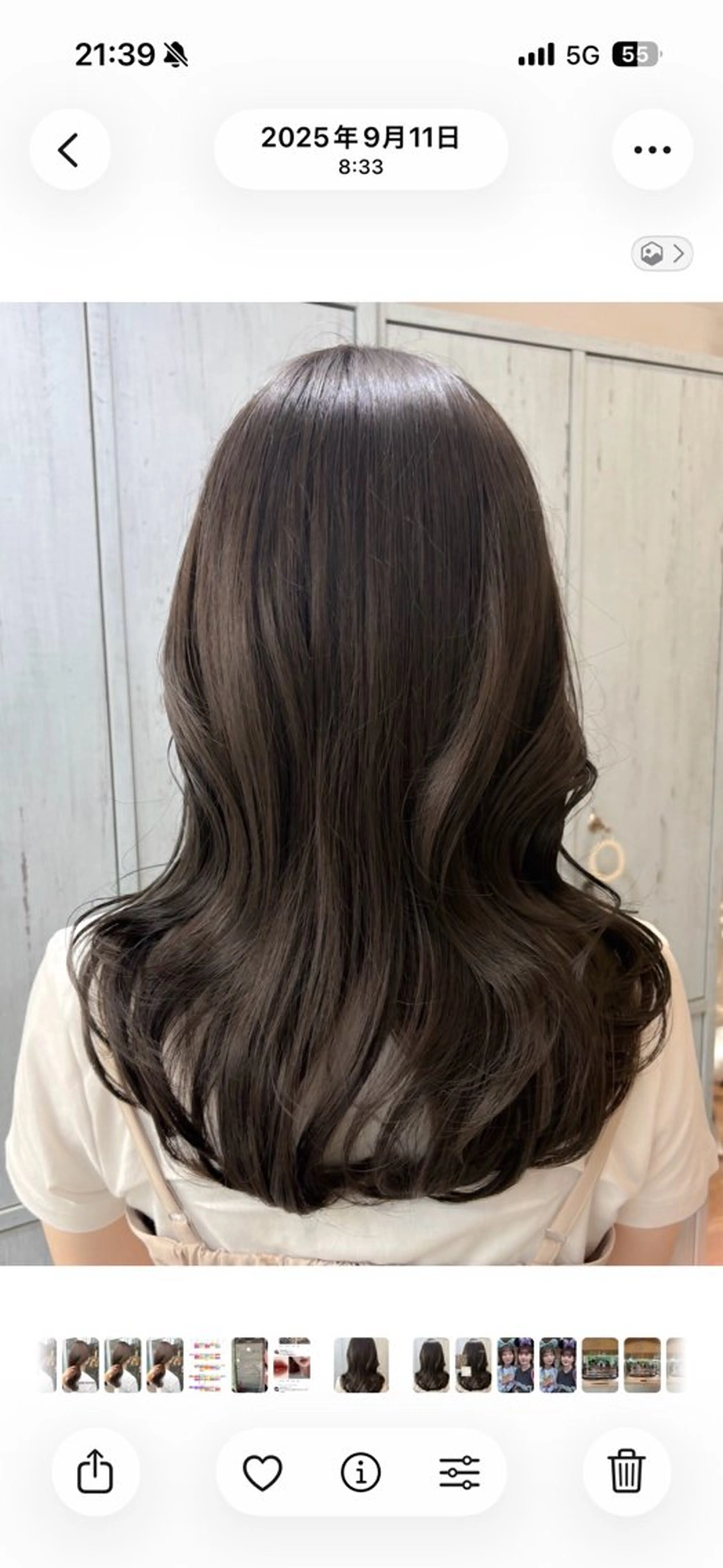 セミロング カラー yuzua/レイヤー /縮毛/透明感のヘアスタイル