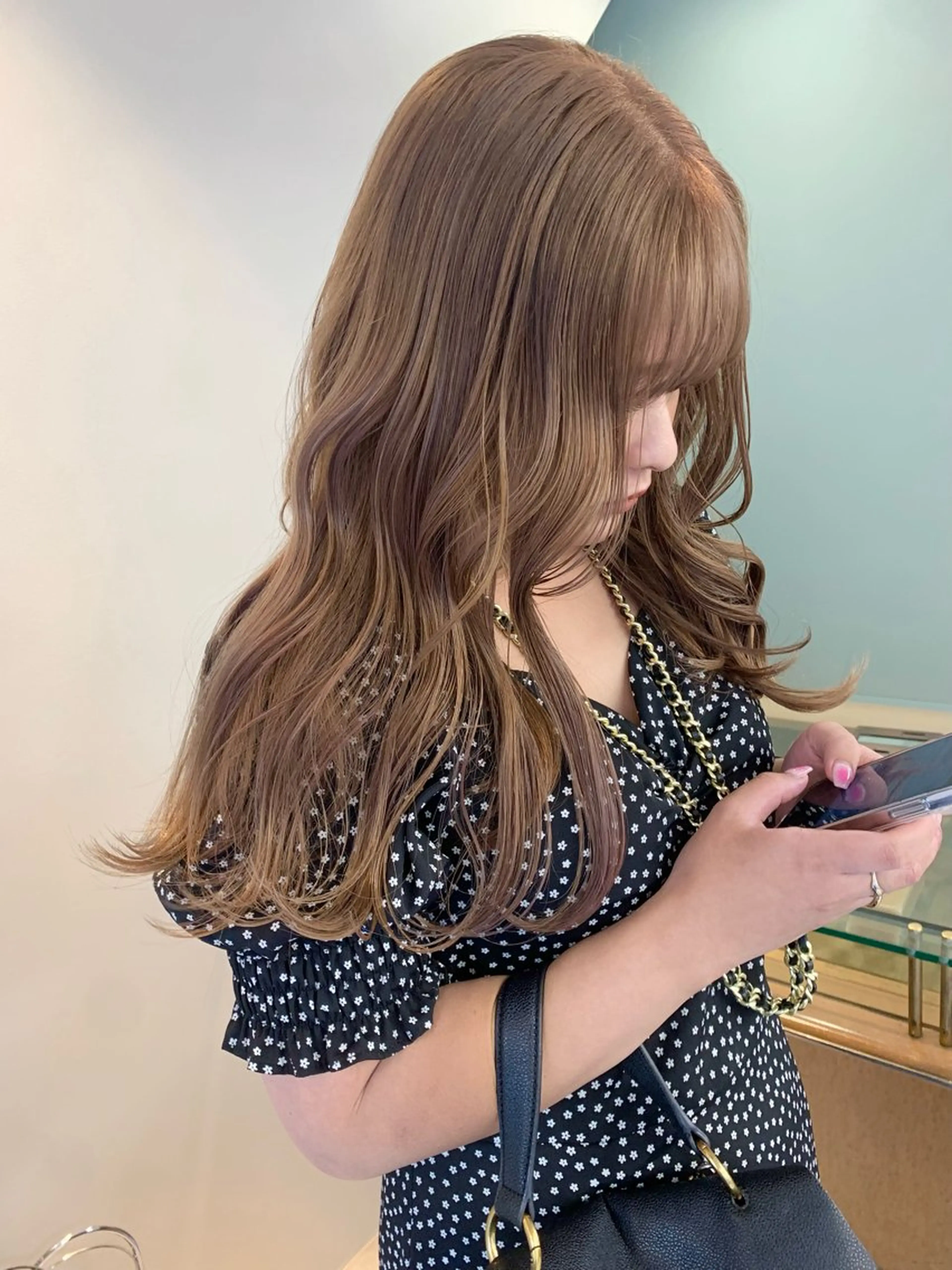 ロング ハイトーン🫧艶髪 MAIKAのヘアスタイル