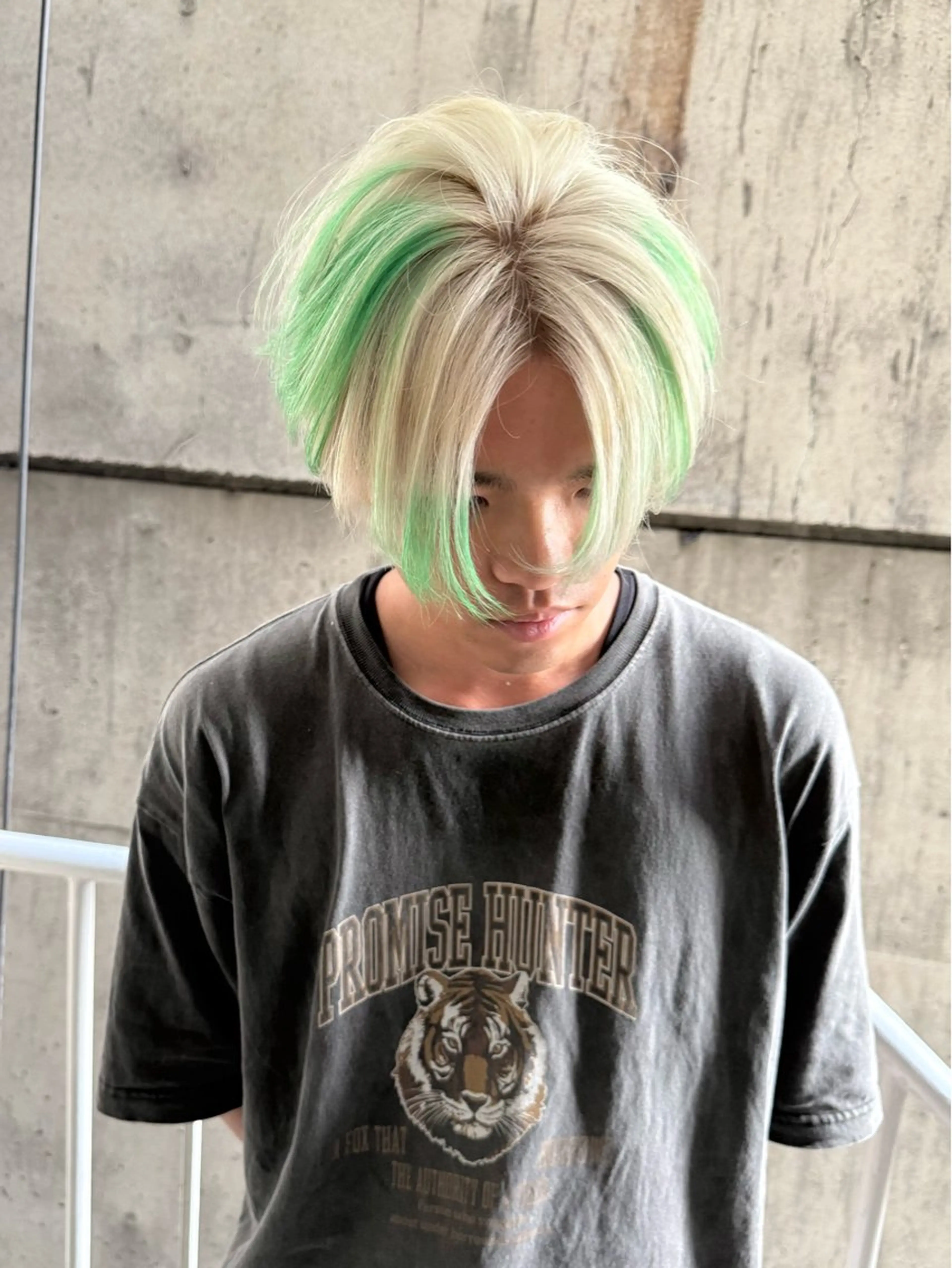 ショート メンズ ヘアカラー 大野 翔輝のヘアスタイル