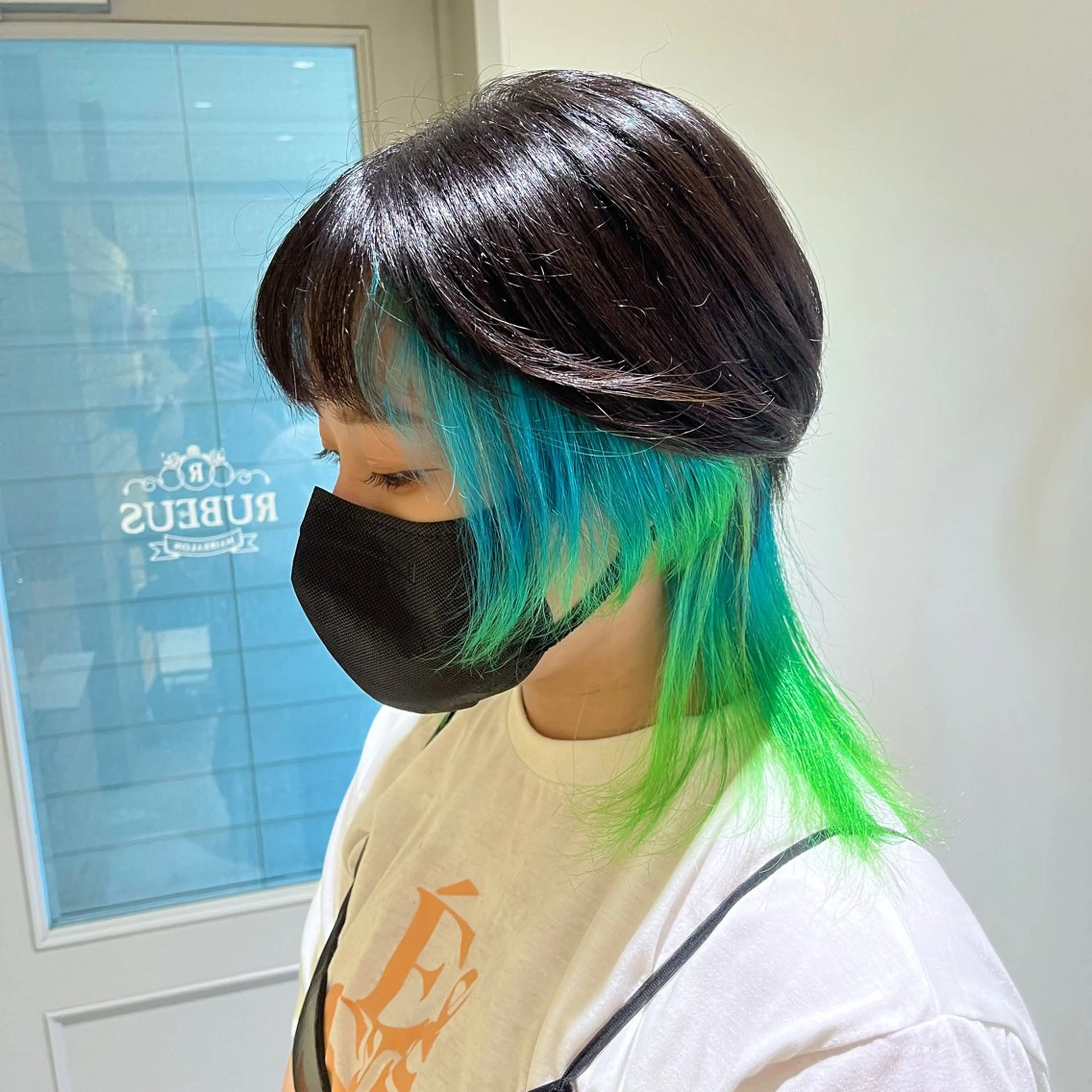 ミディアム カラー ブリーチ ヘアカラー トリートメント RUBEUS【ルベウス】所属・✨髪質改善🎨 杉本賢人のヘアスタイル