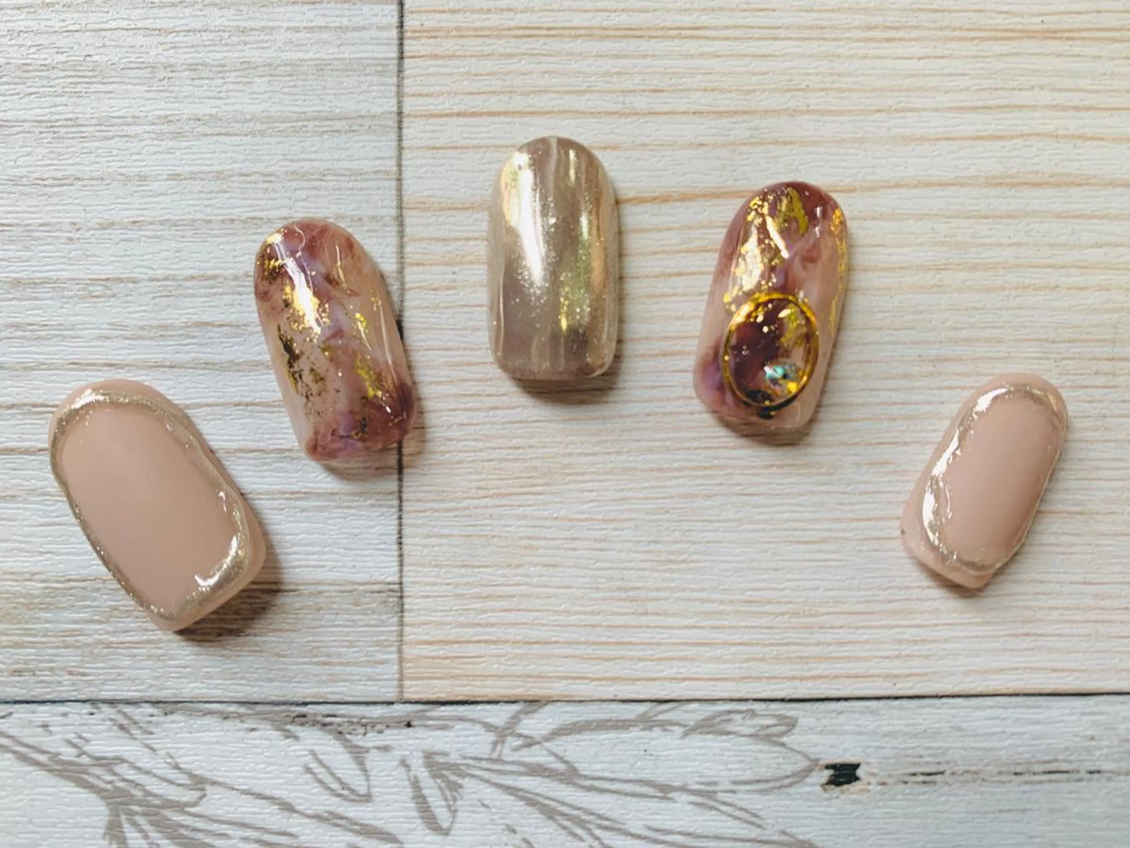 ネイル 林 志帆子【en2号店】のマツエク・マツパデザイン