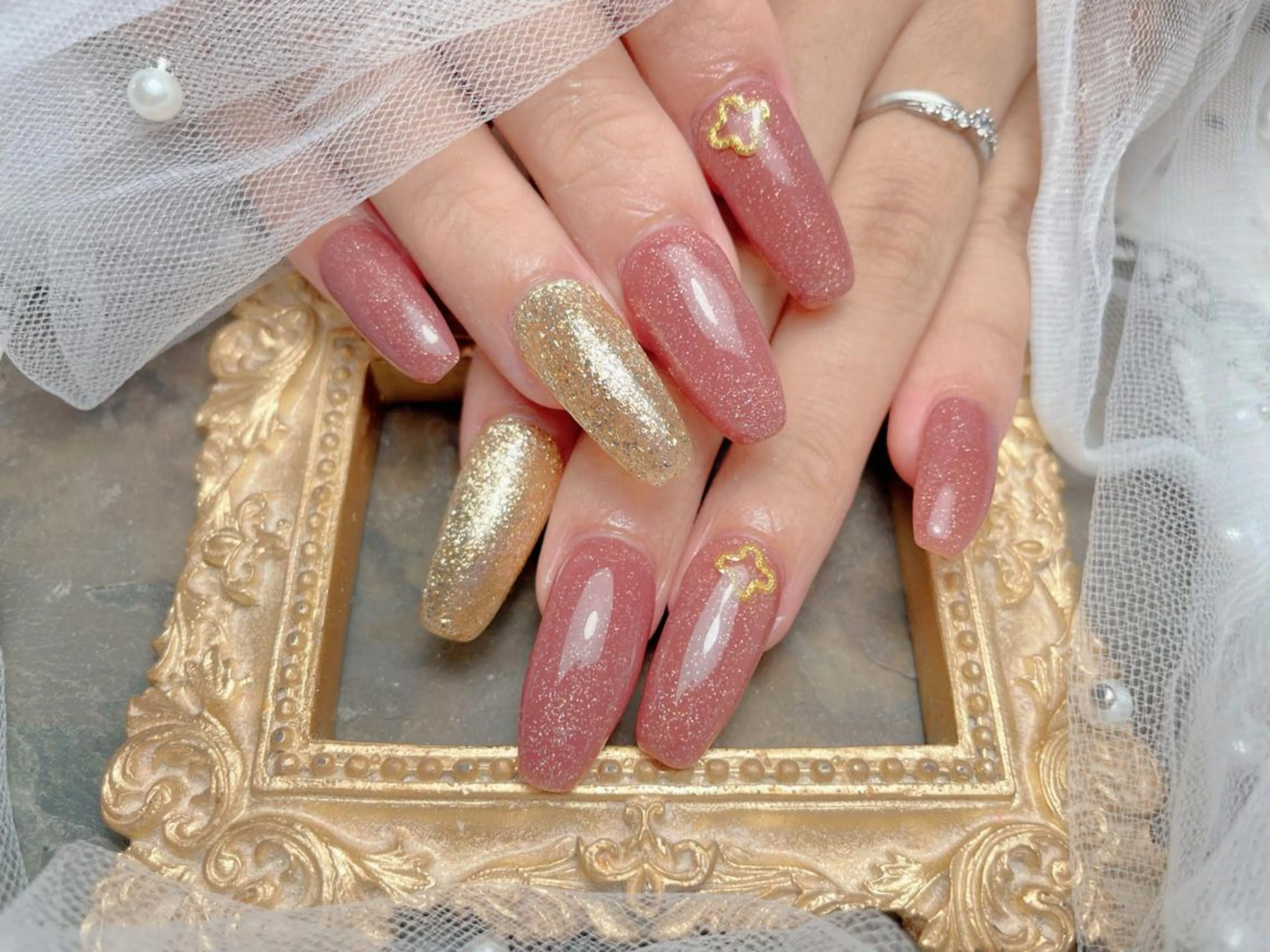 ネイル ハンドネイル マジック ミラーのネイルデザイン