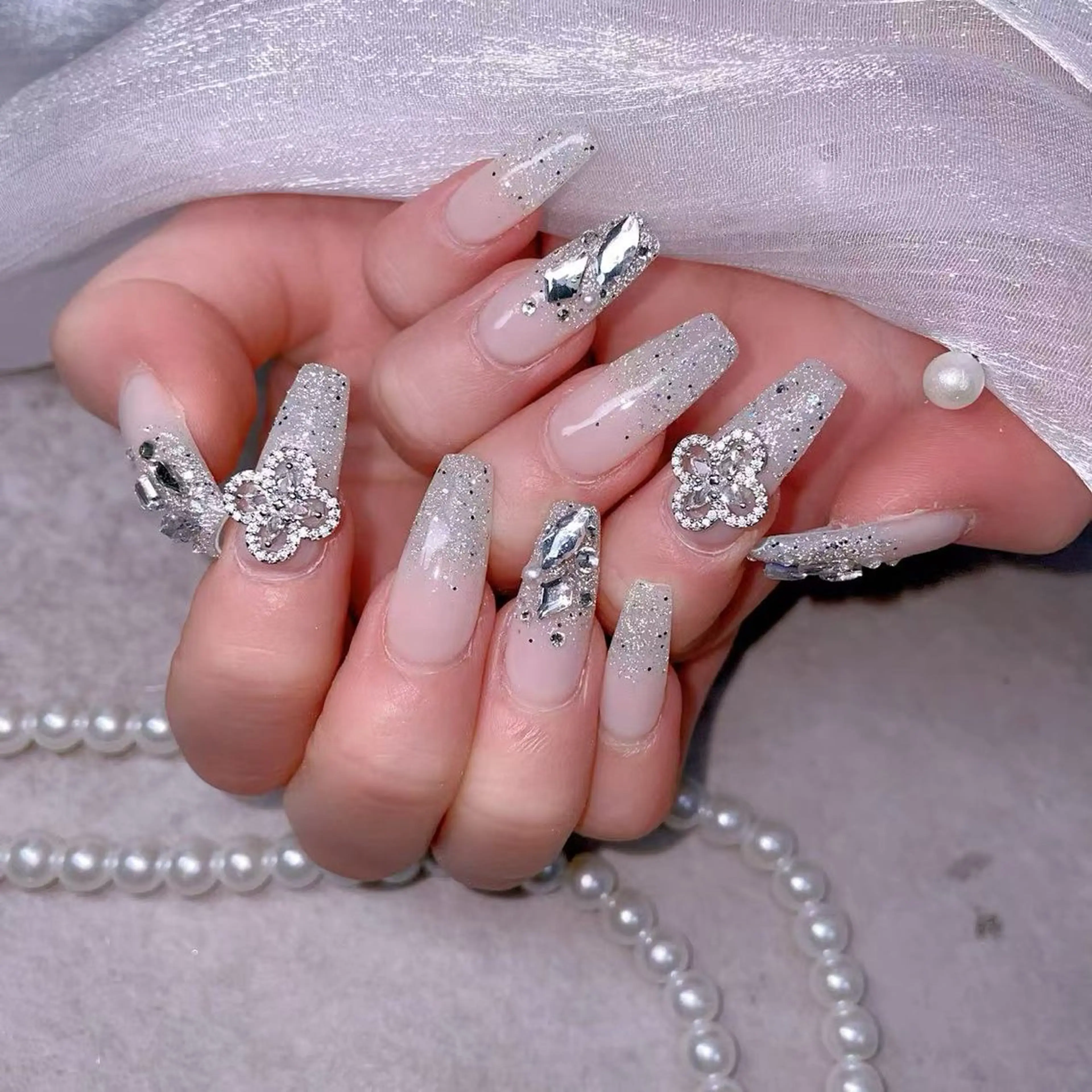 ネイル U・mi nail salon【長さ出し/パラジェル/持ち込み/定額ネイル/学割U24】所属・Uminail ゆうゆうのネイルデザイン