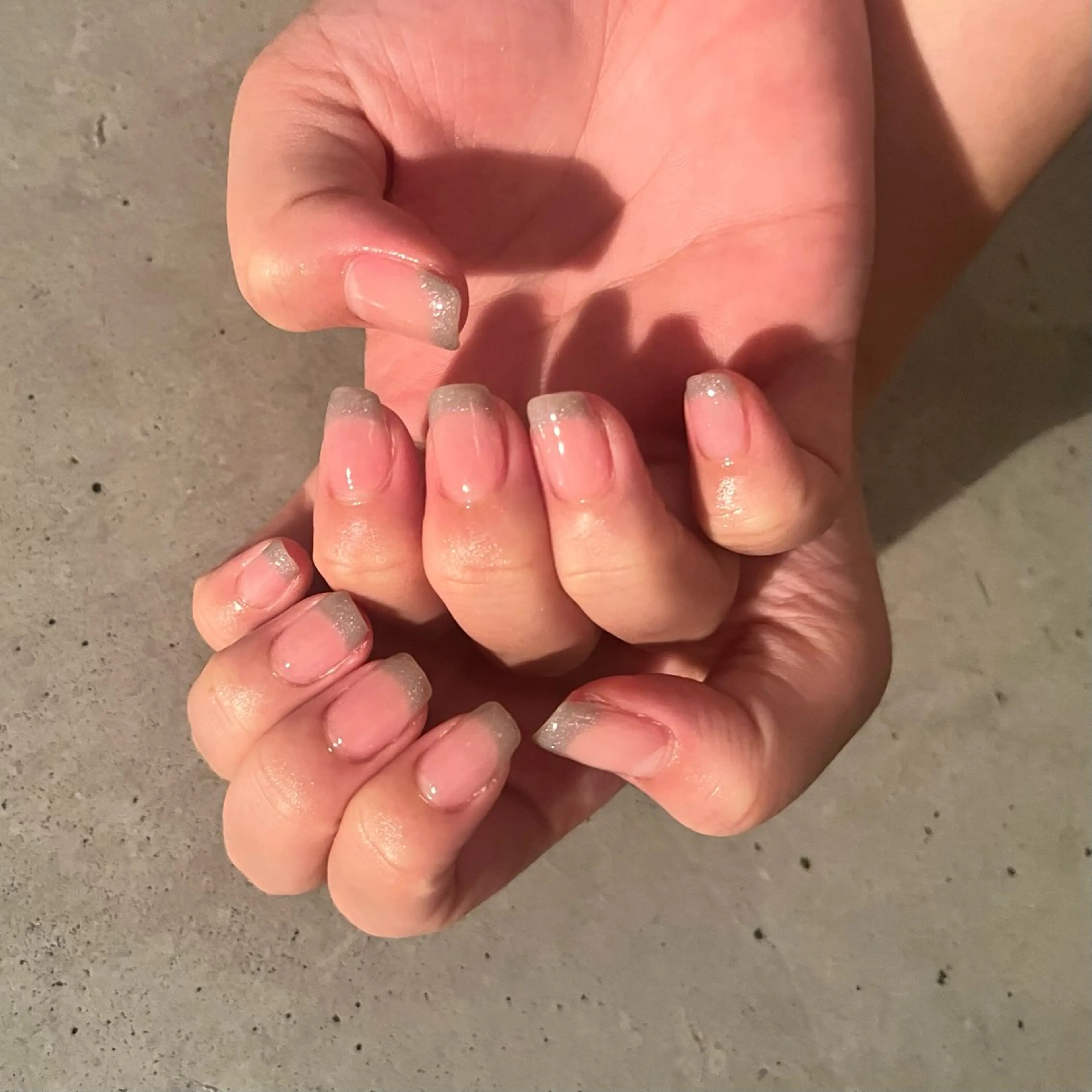 ネイル フレンチネイル キラキラネイル ハンドネイル DariL Ayaのネイルデザイン