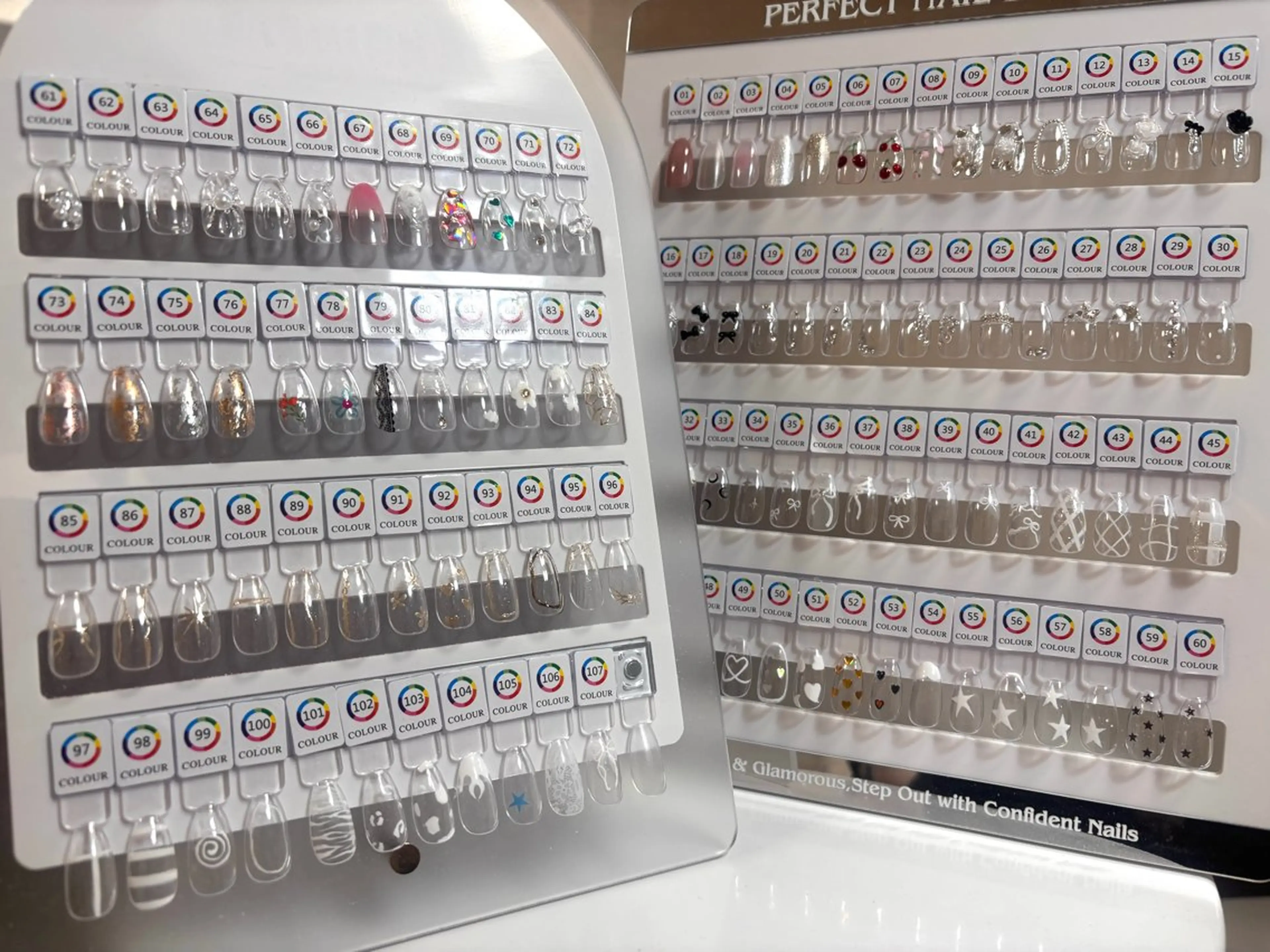 ネイル ハンドネイル custom：me shunaのネイルデザイン