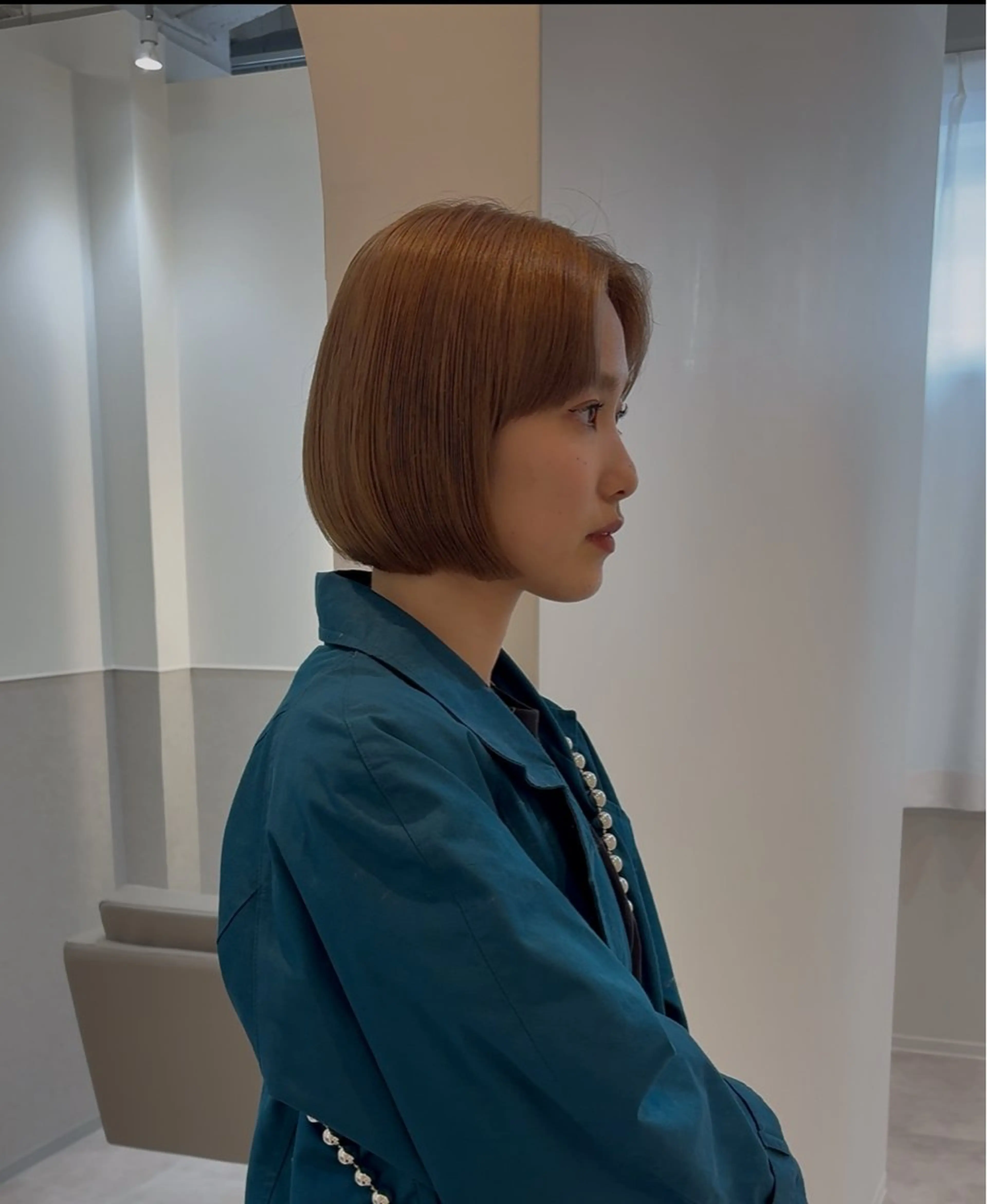 カラー ベージュカラー ミルクティーベージュ 韓国🇰🇷レイヤー 似合わせ顔まわりのヘアスタイル