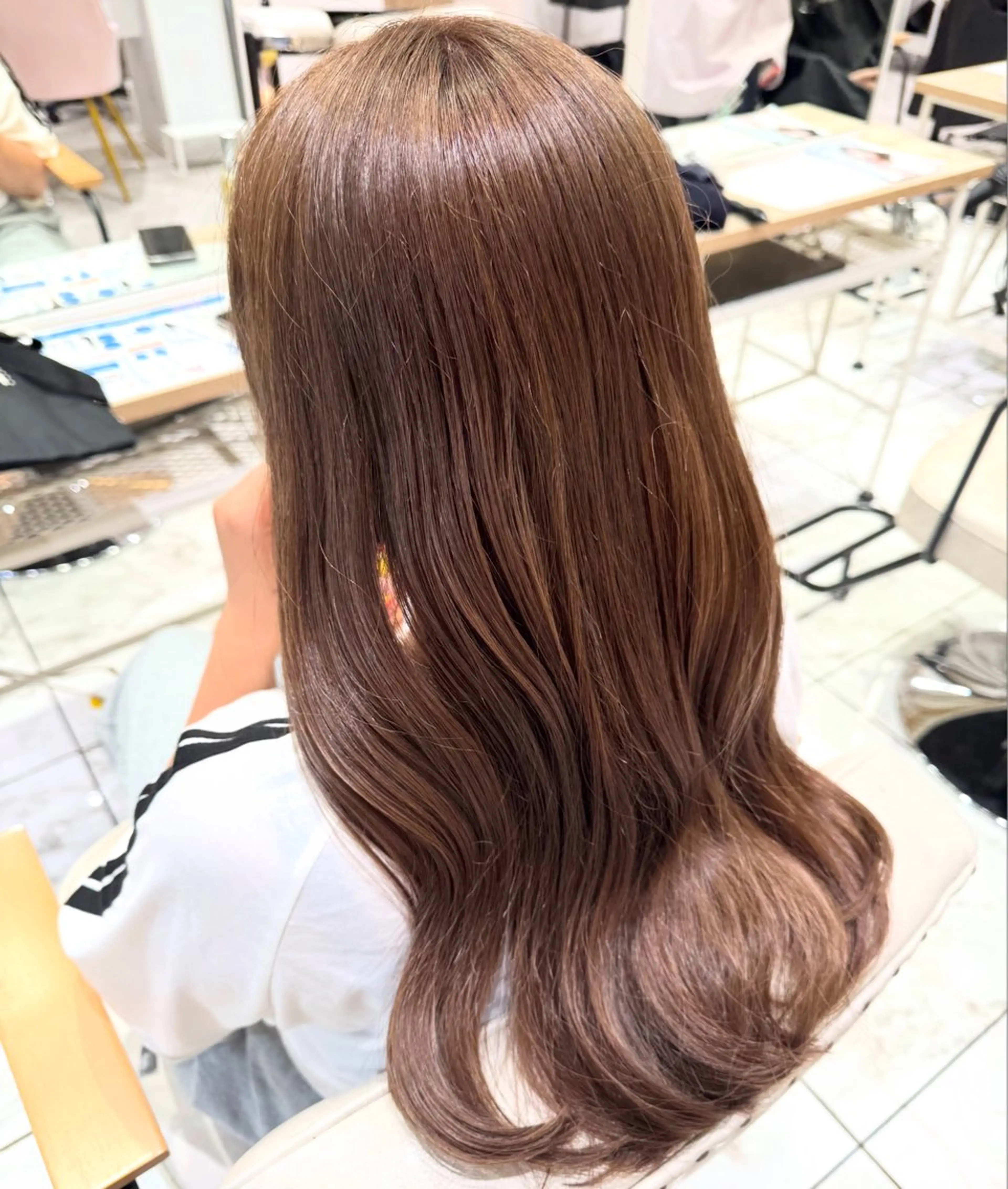 ロング カラー ヘアカラー 学生人気no.1 🦋ナツミのヘアスタイル