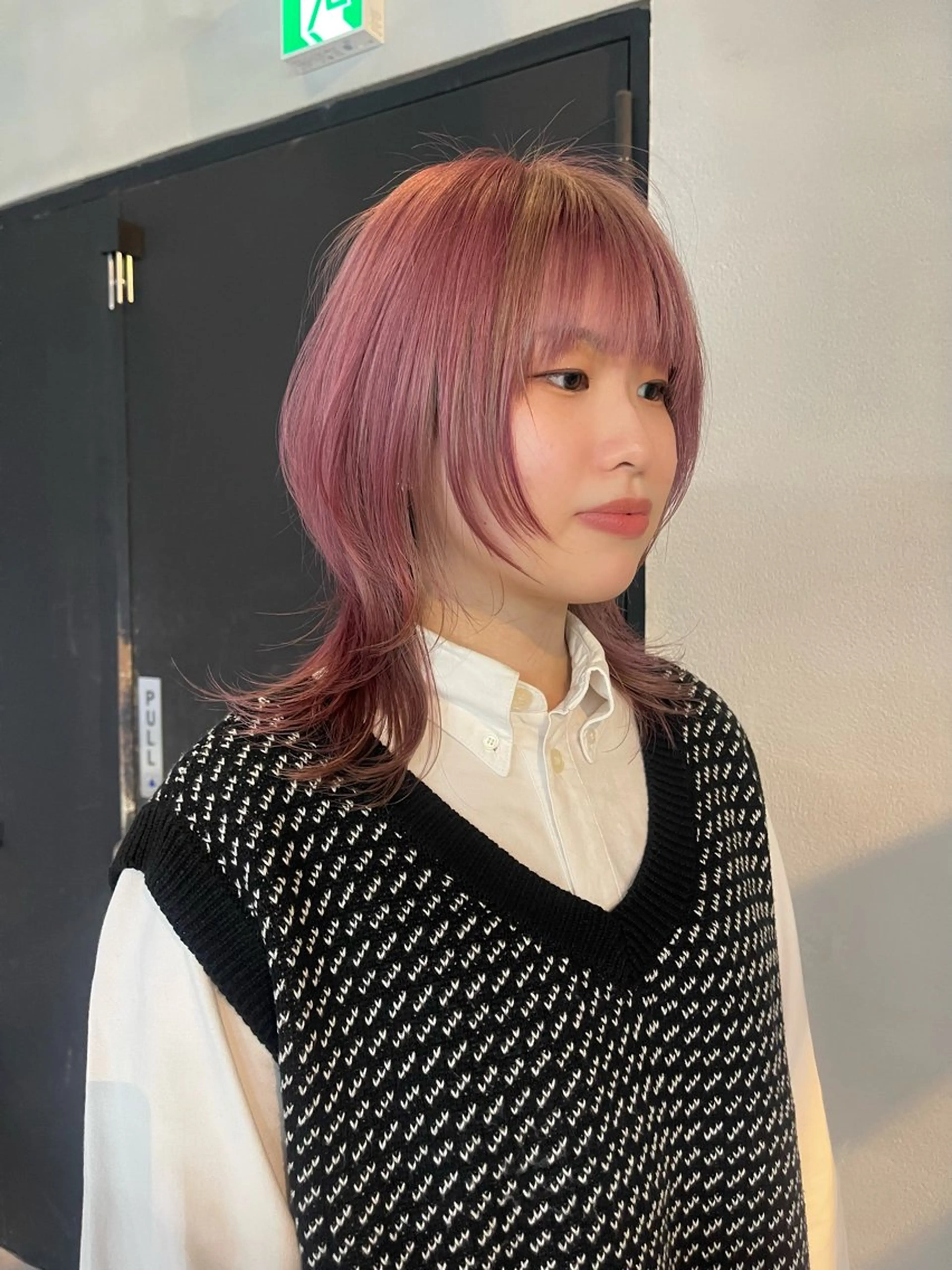 ミディアム ウルフカット カット ヘアカラー 柏 ウルフ/レイヤー 田中佐和🐺のヘアスタイル