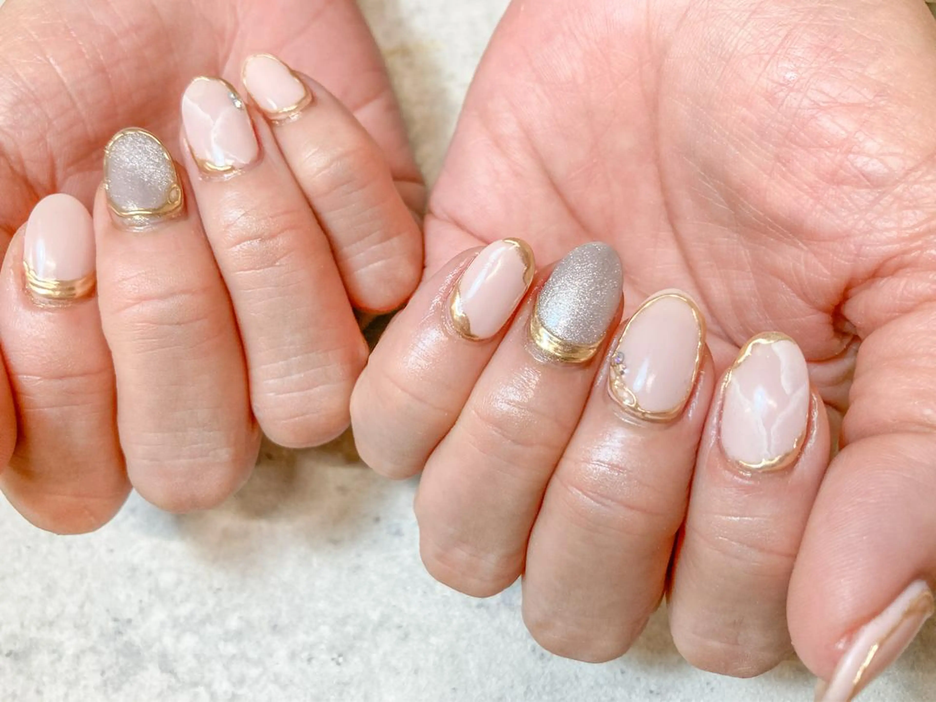 ミディアム ネイル ハンドネイル Lino'a  浅草 ＊KEIKOのネイルデザイン