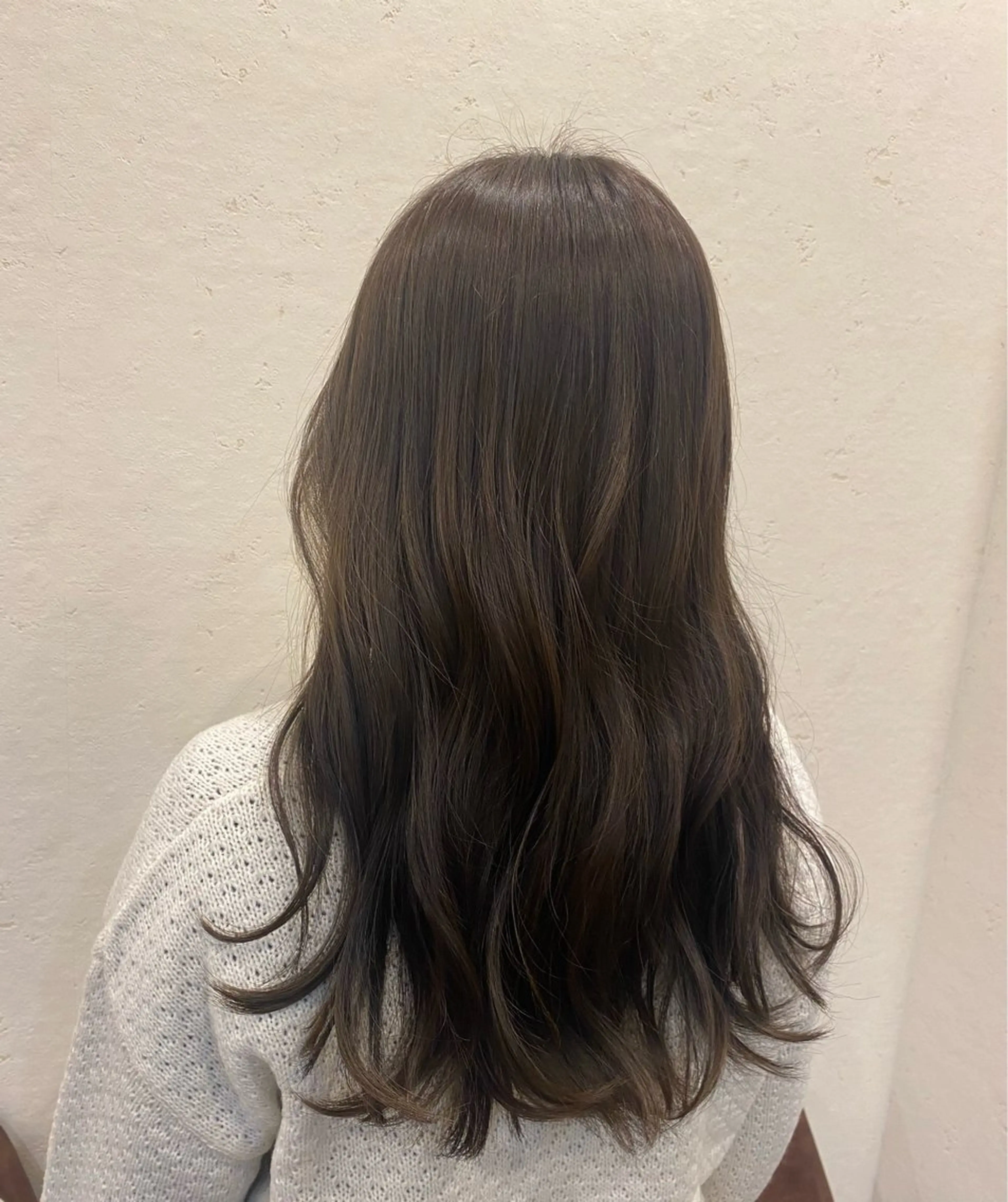 セミロング 透明感カラー /Kanon️🫧のヘアスタイル