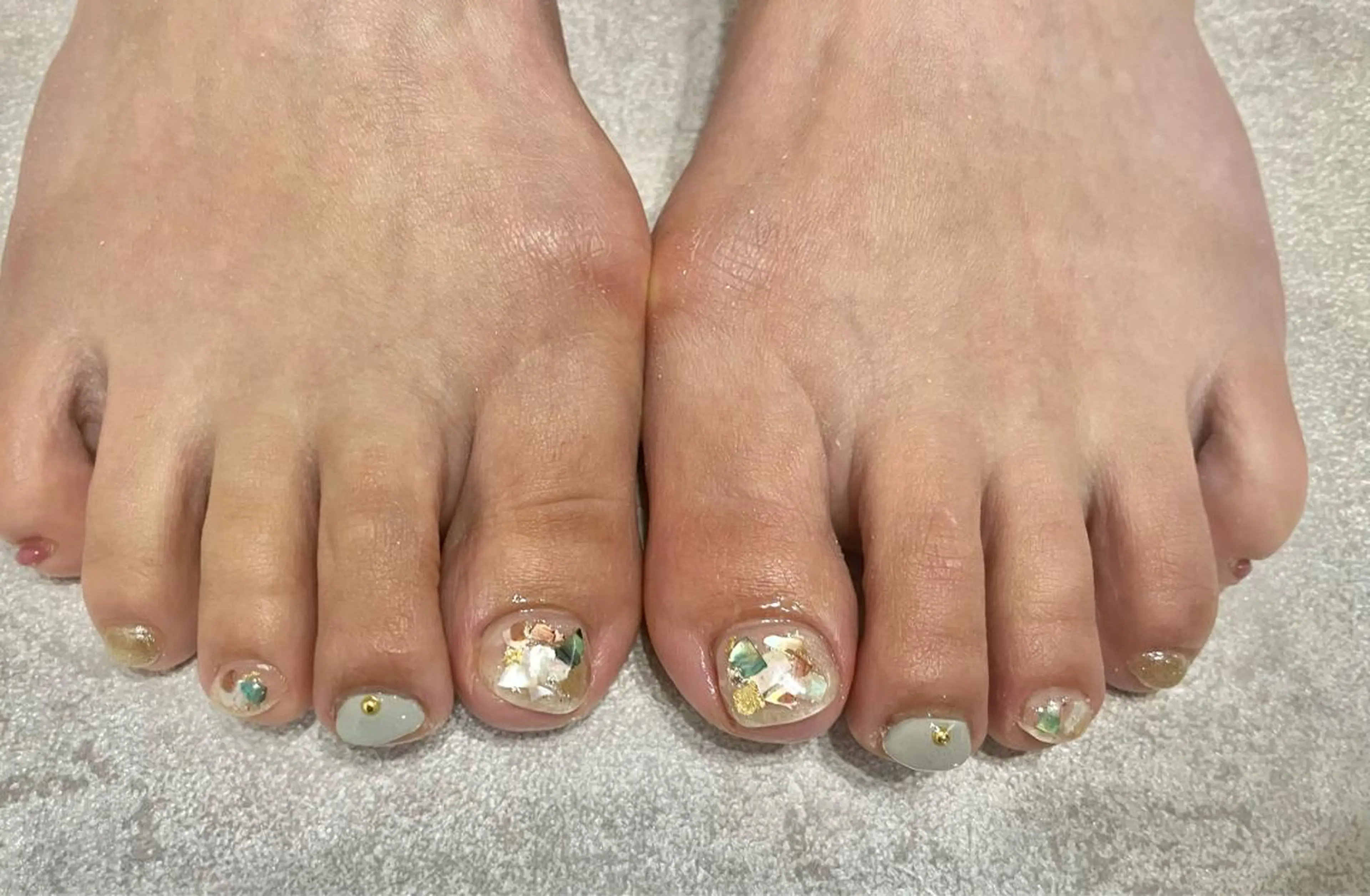 ネイル クリアネイル ゴールド ラメ(グリッター) BLANC.nail yuuのネイルデザイン