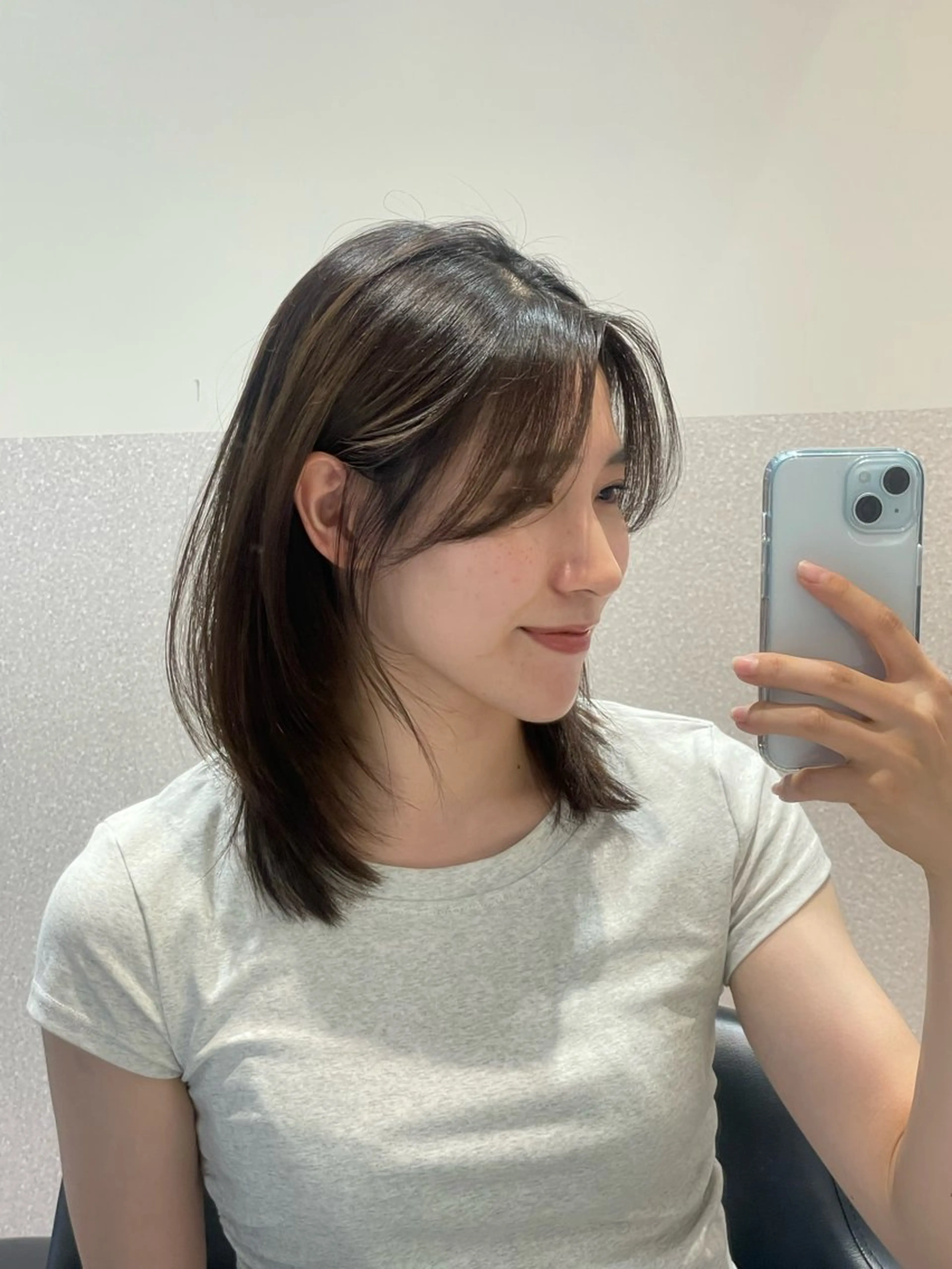 ミディアム ハッシュカット 韓国風ヘア レイヤーカット カット ヘアカラー トリートメント ❤︎︎韓国ヘア❤︎︎ 𝑺𝒉𝒊𝒉𝒐のヘアスタイル