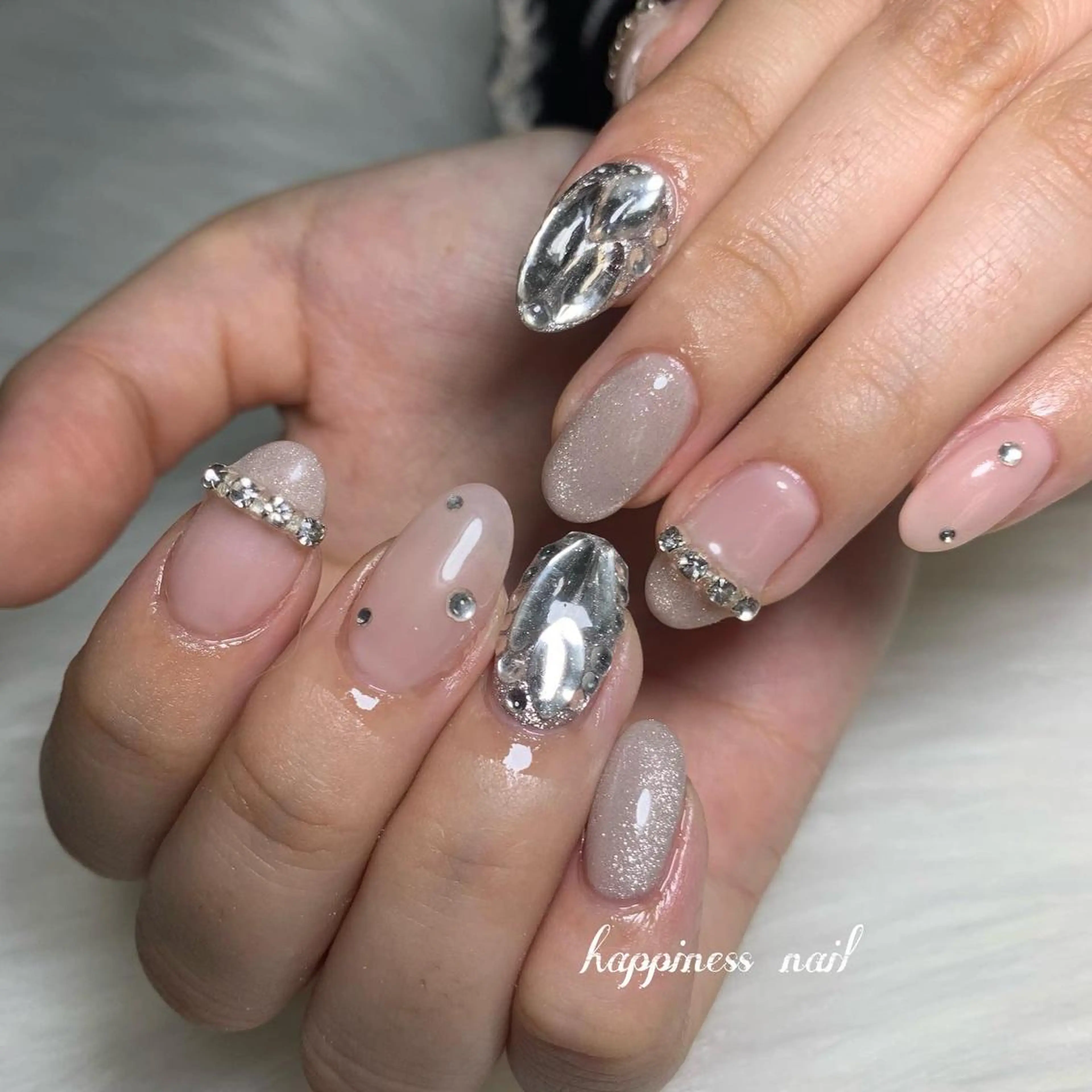 ネイル 成人式 happiness nailのネイルデザイン