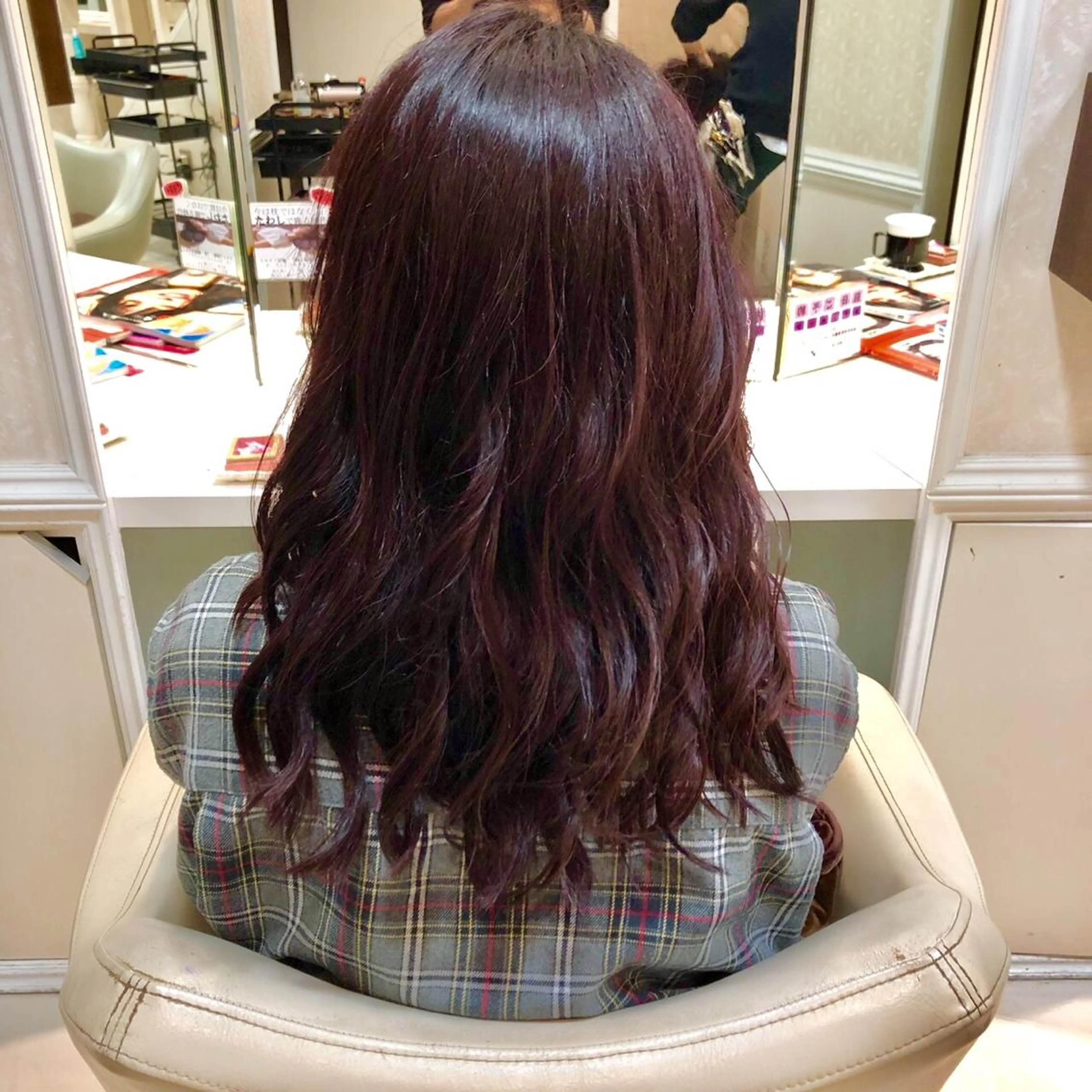 セミロング カラー ブリーチ ダブルカラー ラベンダーカラー 毛流れが作れる 縮毛矯正/渡部純生のヘアスタイル