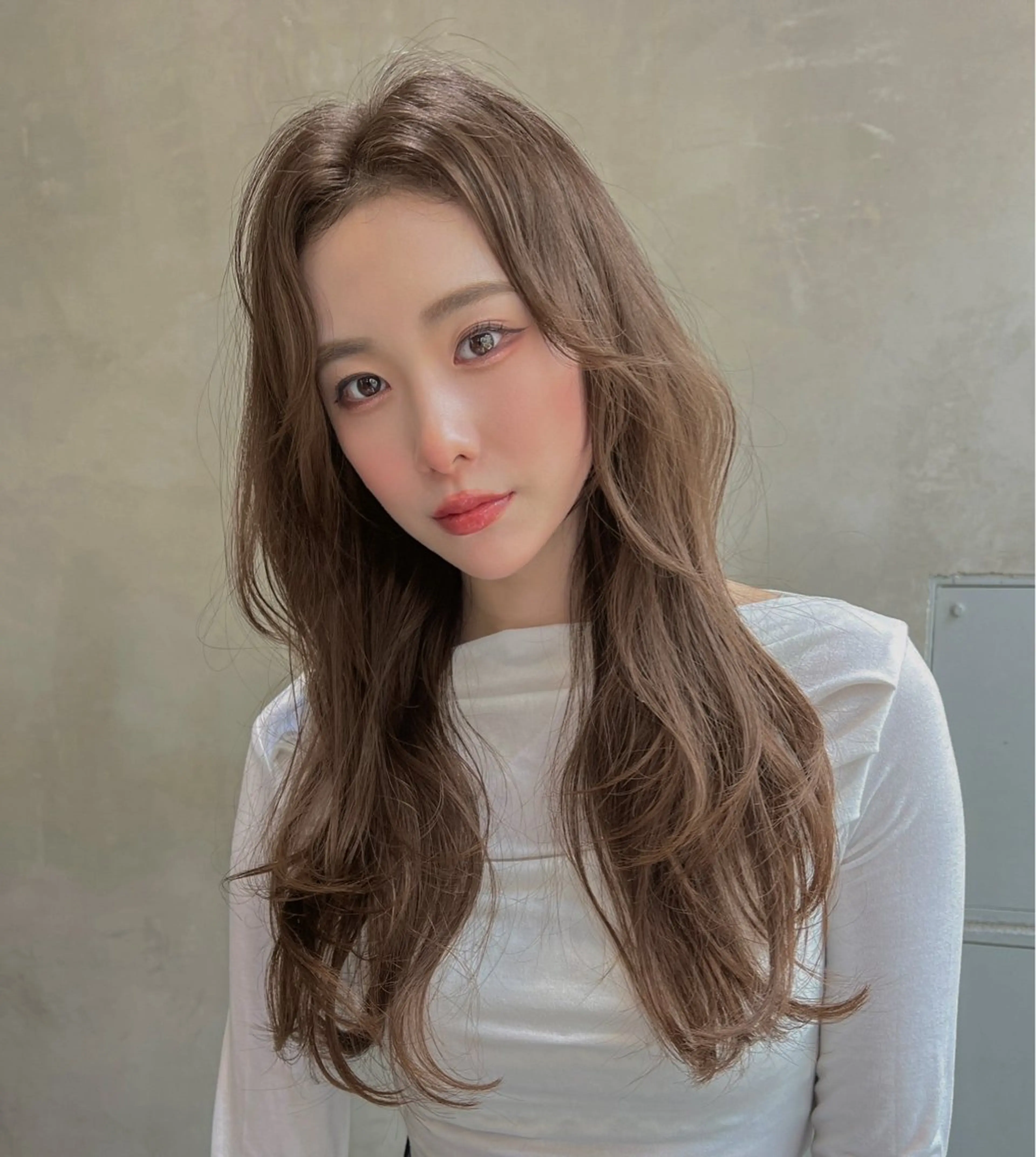 ロング カラー ベージュカラー 透明感カラー ミルクティーベージュ ⚜️ブリーチ× 透明感✨Hayatoのヘアスタイル