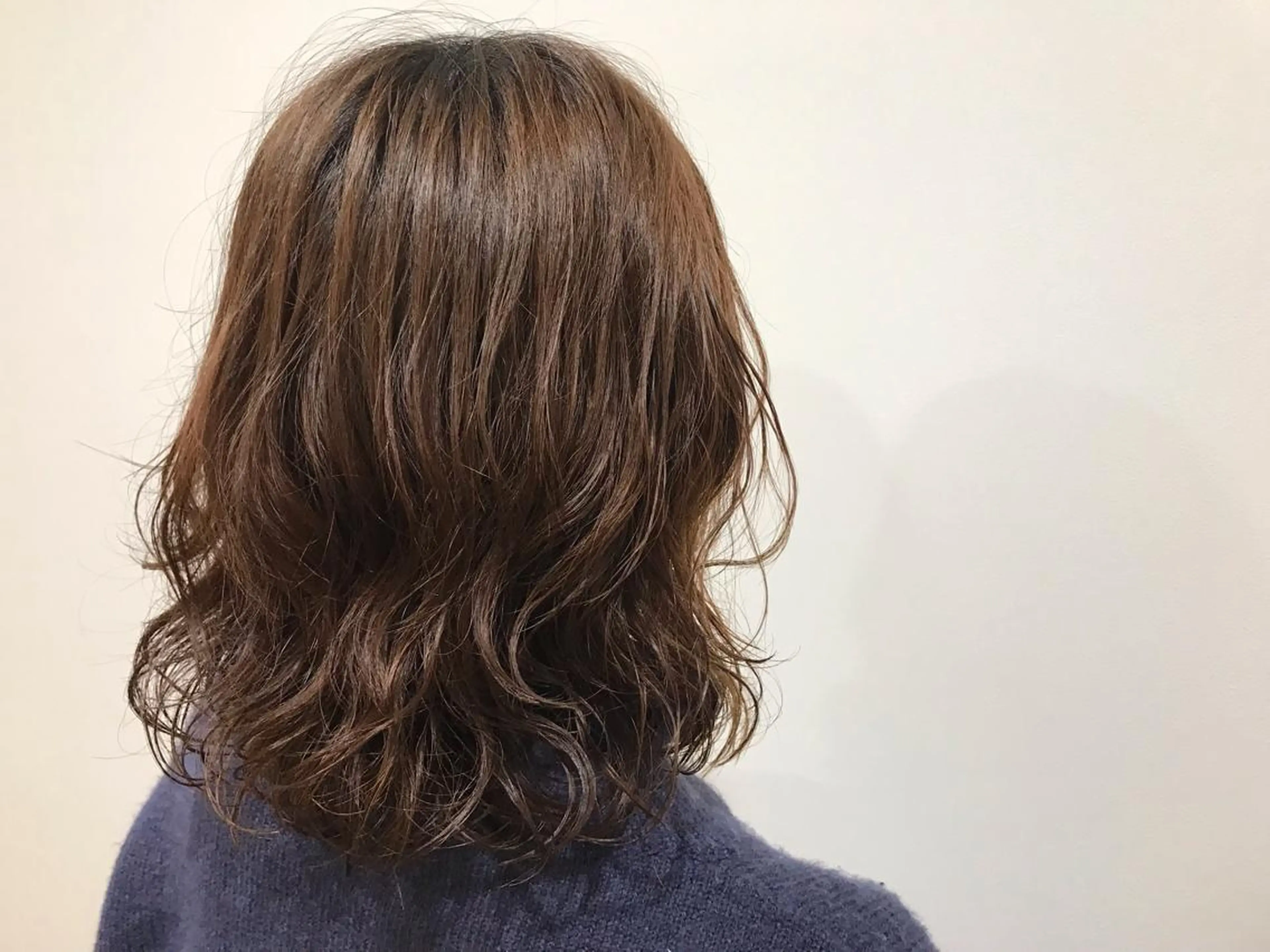 ミディアム パーマ 暖色カラー🍊 ボブ🌿顔周りcutのヘアスタイル