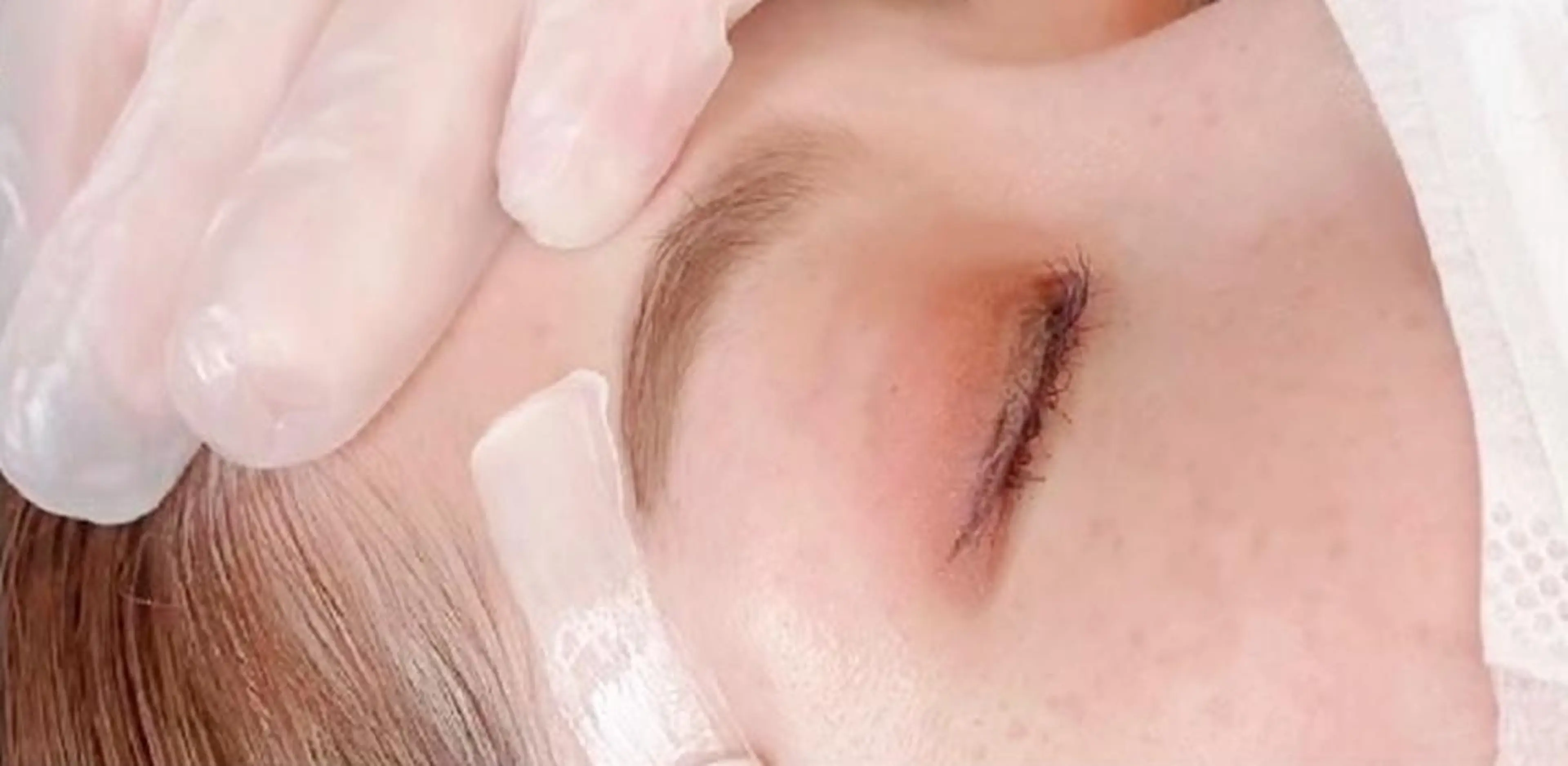 アイブロウ 眉毛ワックス脱毛 FREIYA所属・FREIYA マツエク、ネイルのマツエク・マツパデザイン