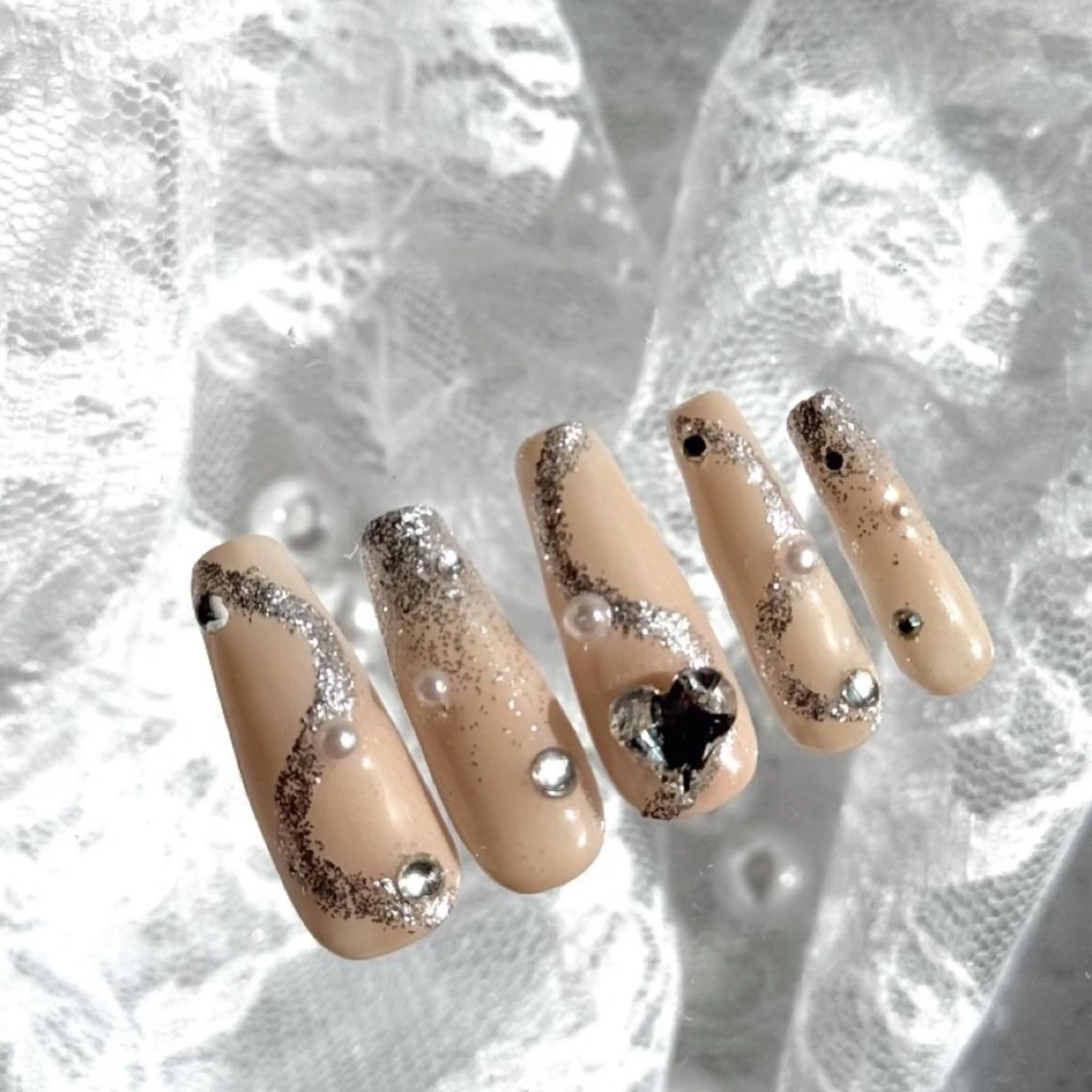 ネイル ワンホンネイル Aki 💖ゆちたの部屋のネイルデザイン