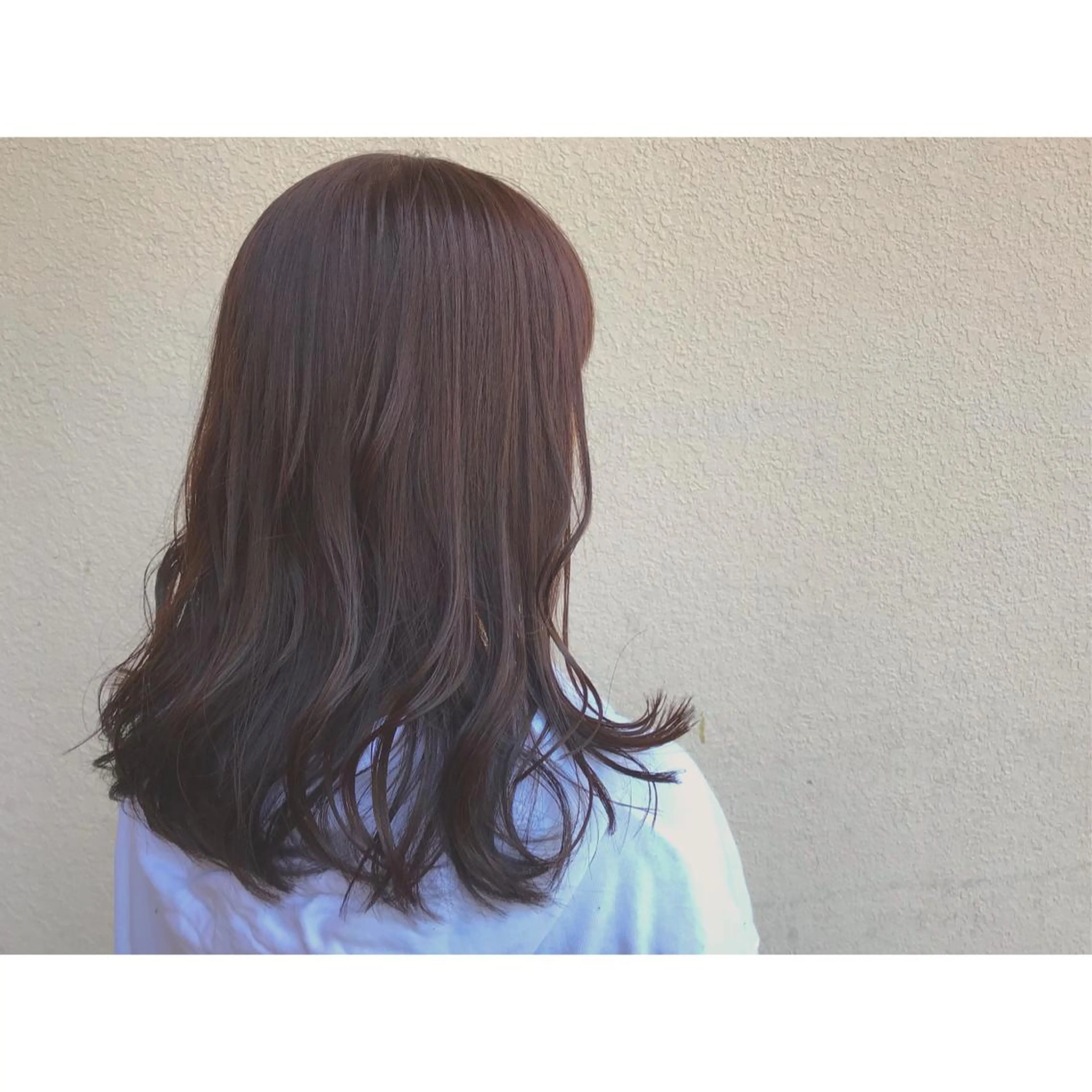 セミロング カラー ボルドーカラー レッドカラー なかにし まゆみのヘアスタイル