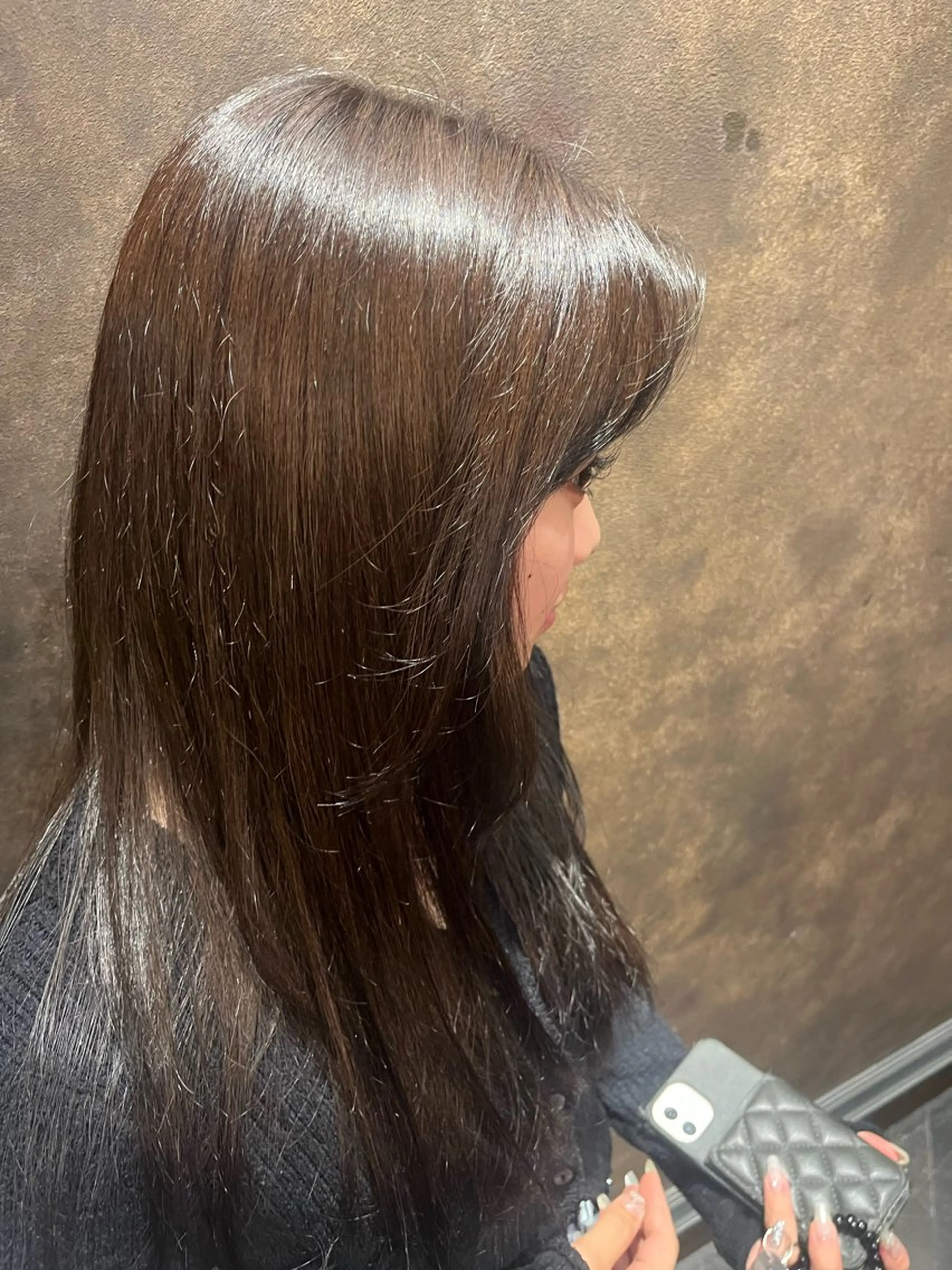 ロング カラー MINX Ginza所属・大法 琉空レイヤーカットのヘアスタイル