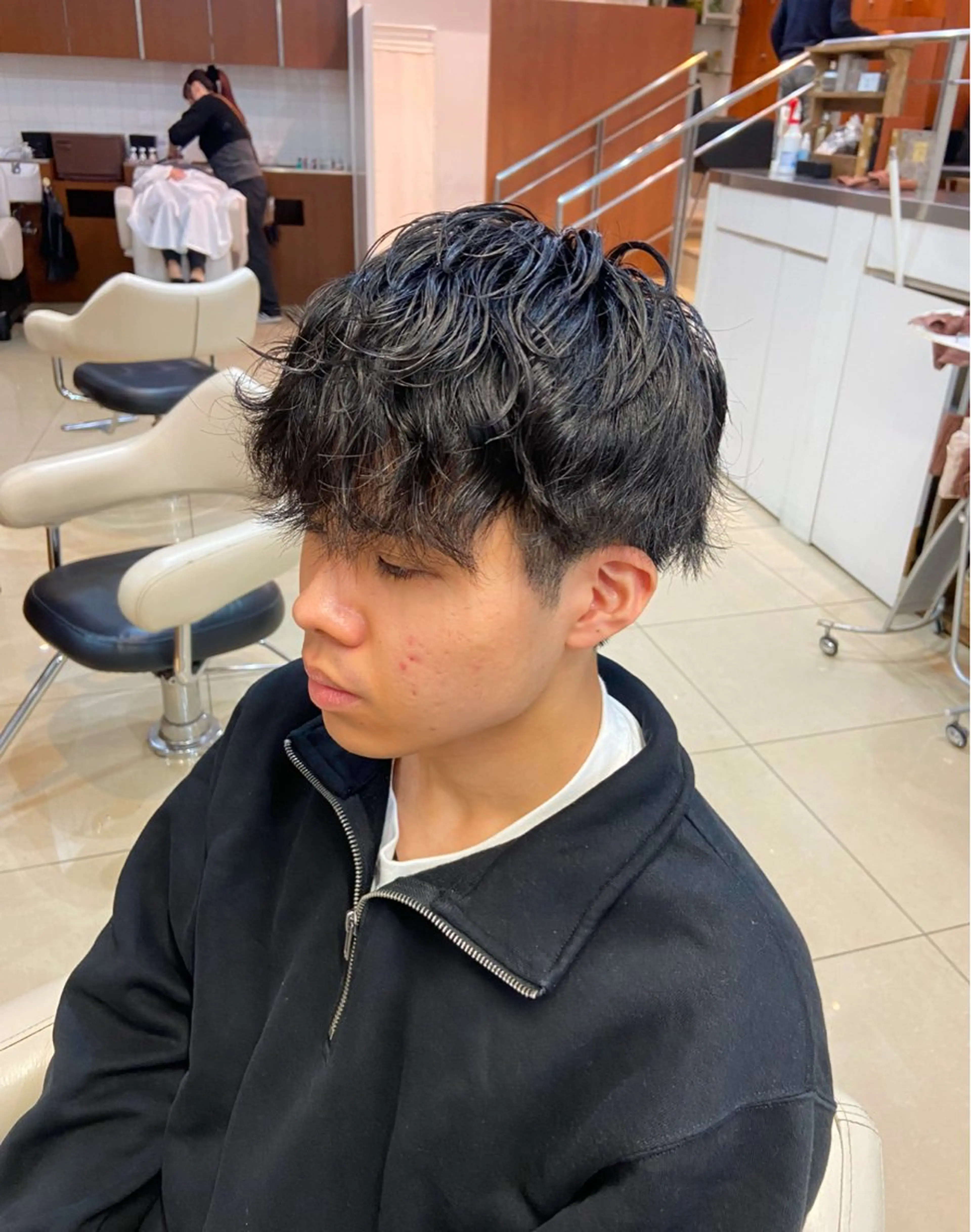 パーマ メンズ 🫧ふくだ りな 🕊のヘアスタイル