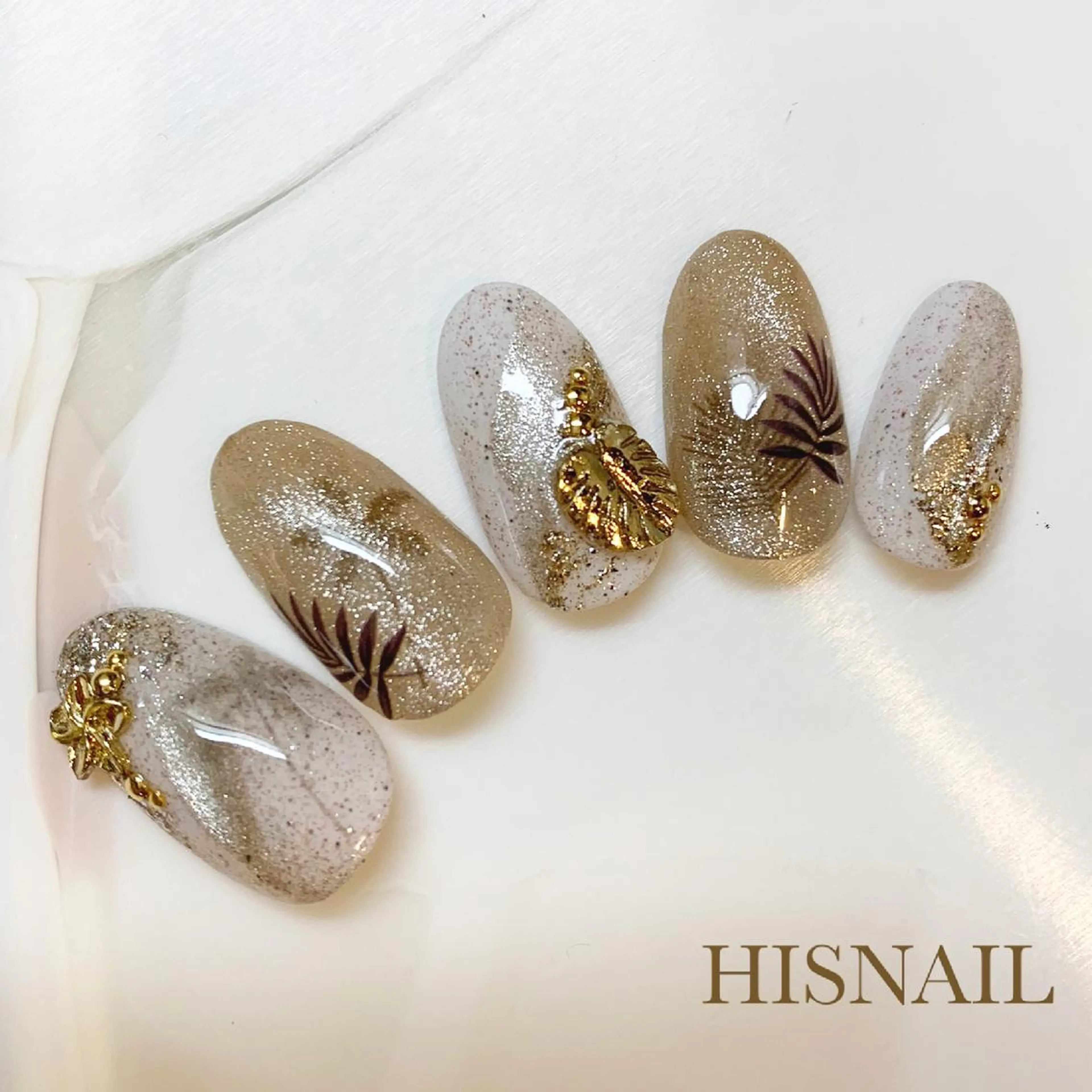 ネイル HISNAIL hisakoのネイルデザイン