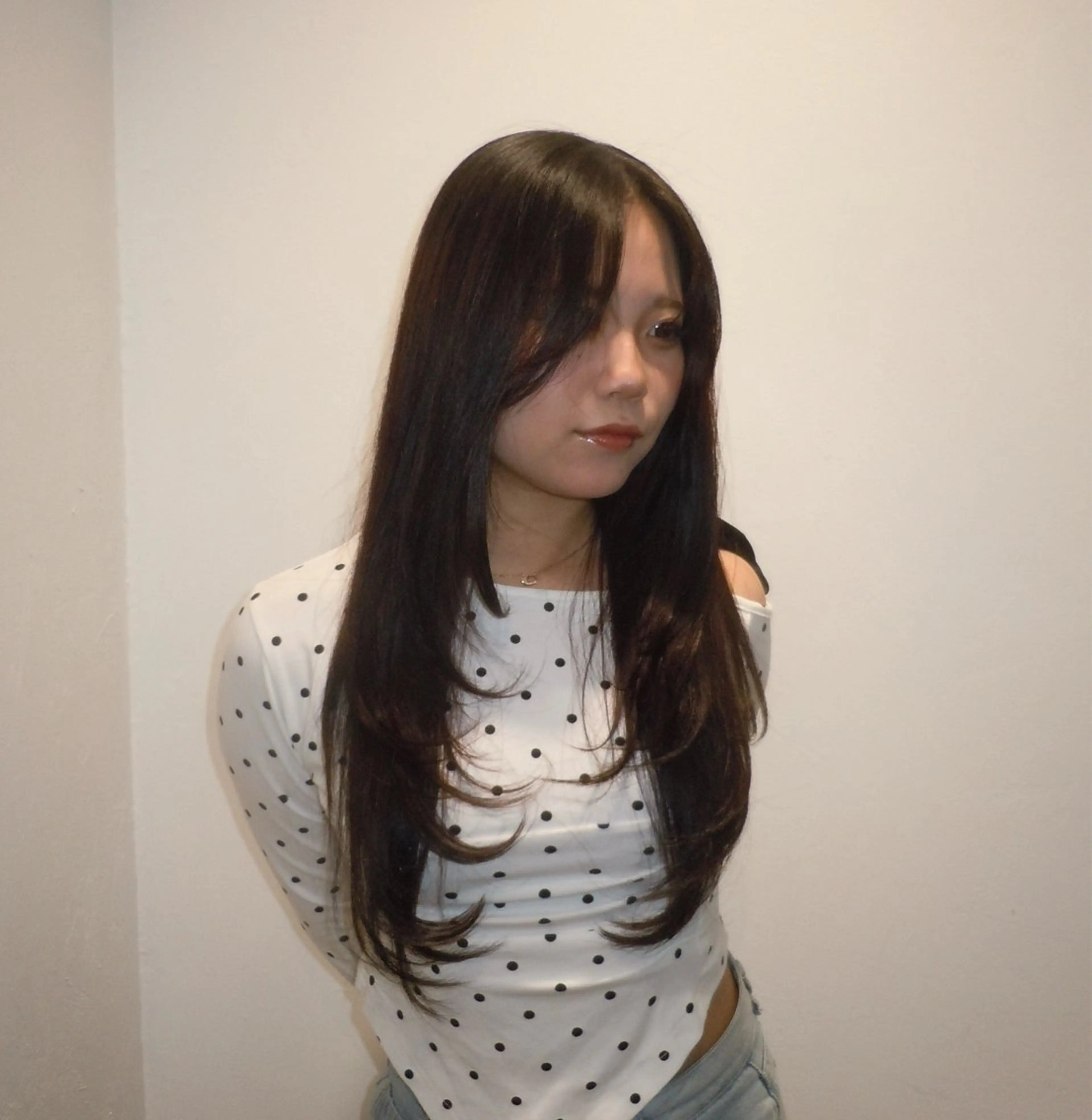 ロング 荒木 美咲のヘアスタイル