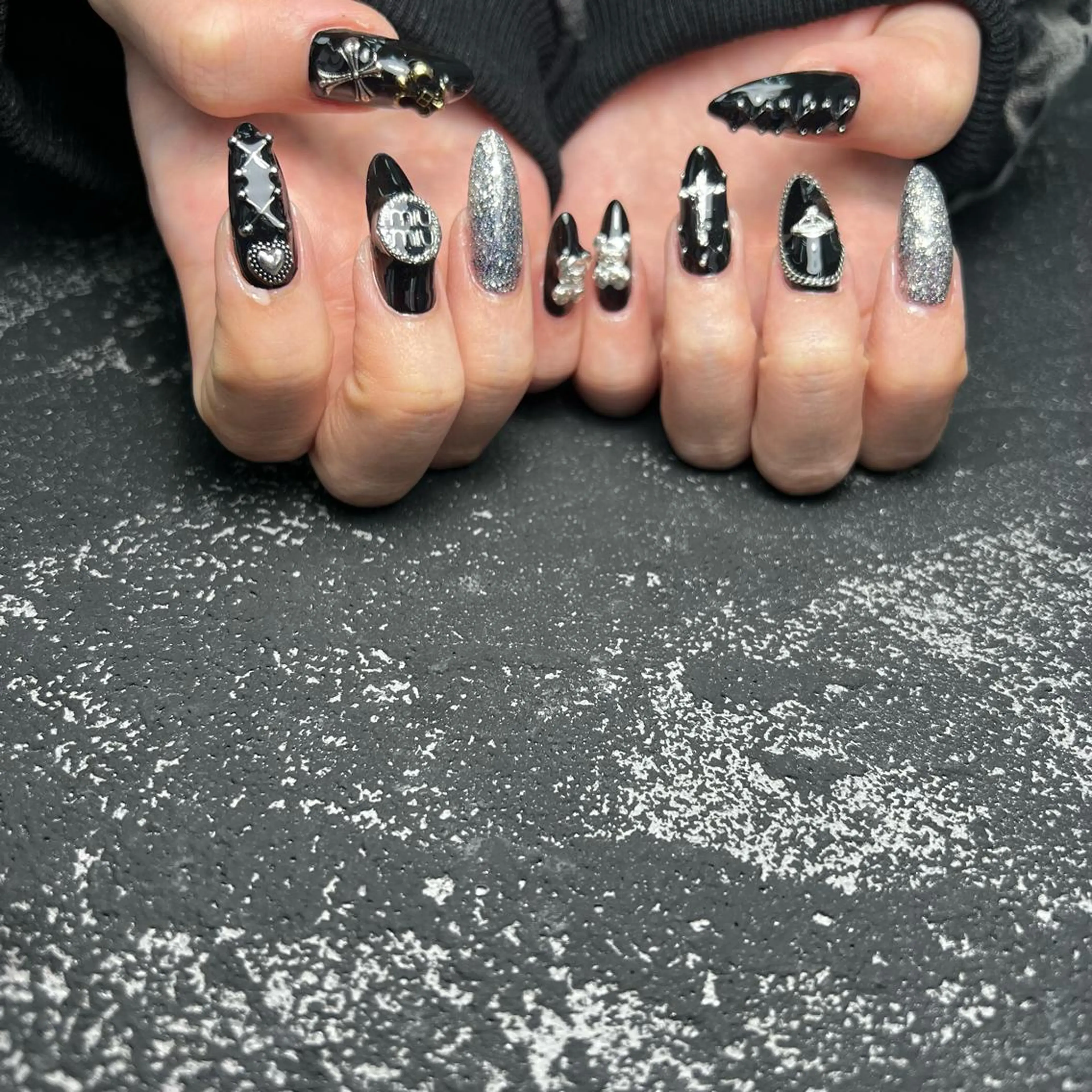 ロング Nailsalon Reoのネイルデザイン