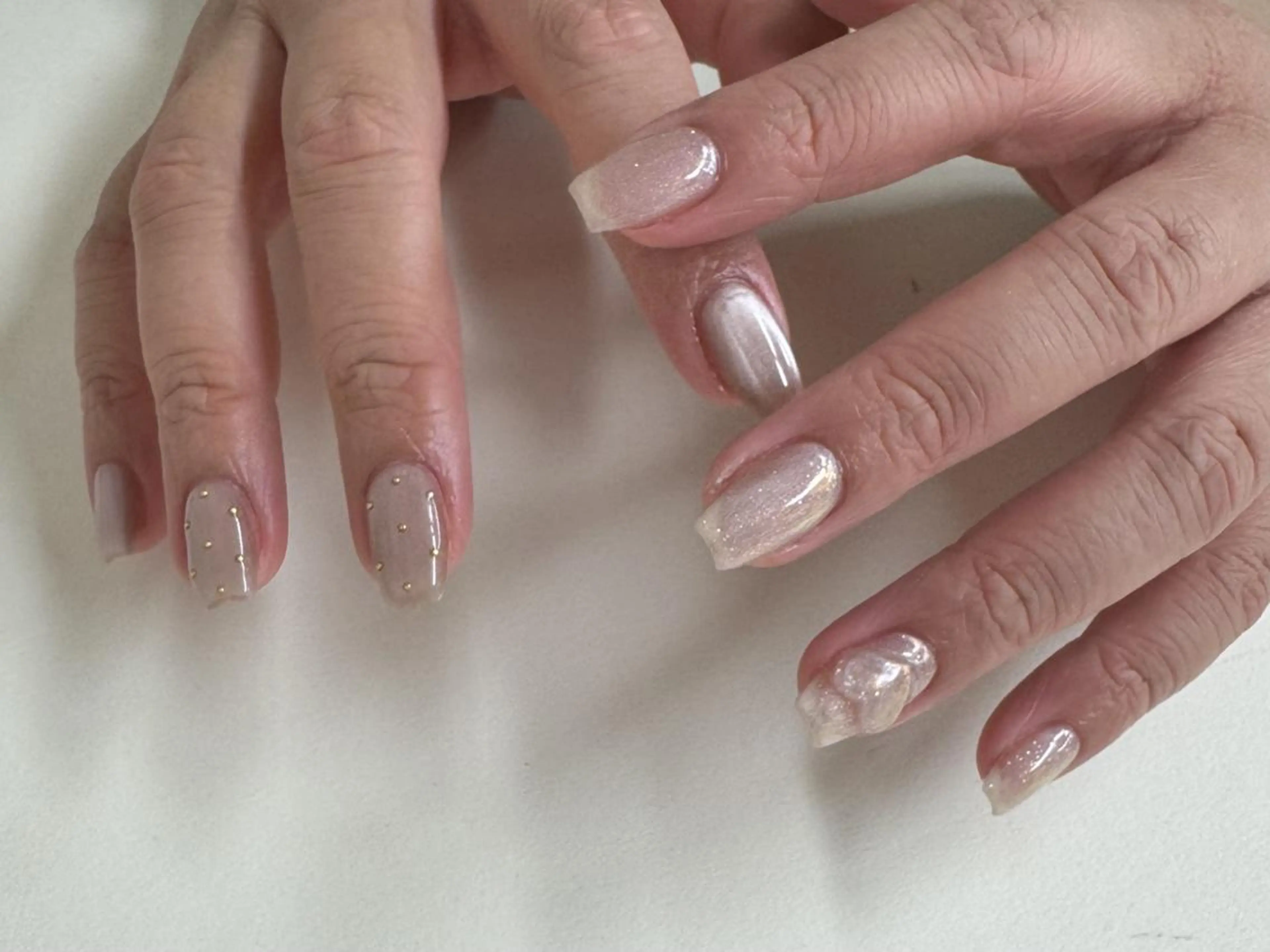 ネイル ジェルネイル 韓国ネイル マグネットネイル ニュアンスネイル ワンホンネイル nailstudio eviz新宿店のネイルデザイン