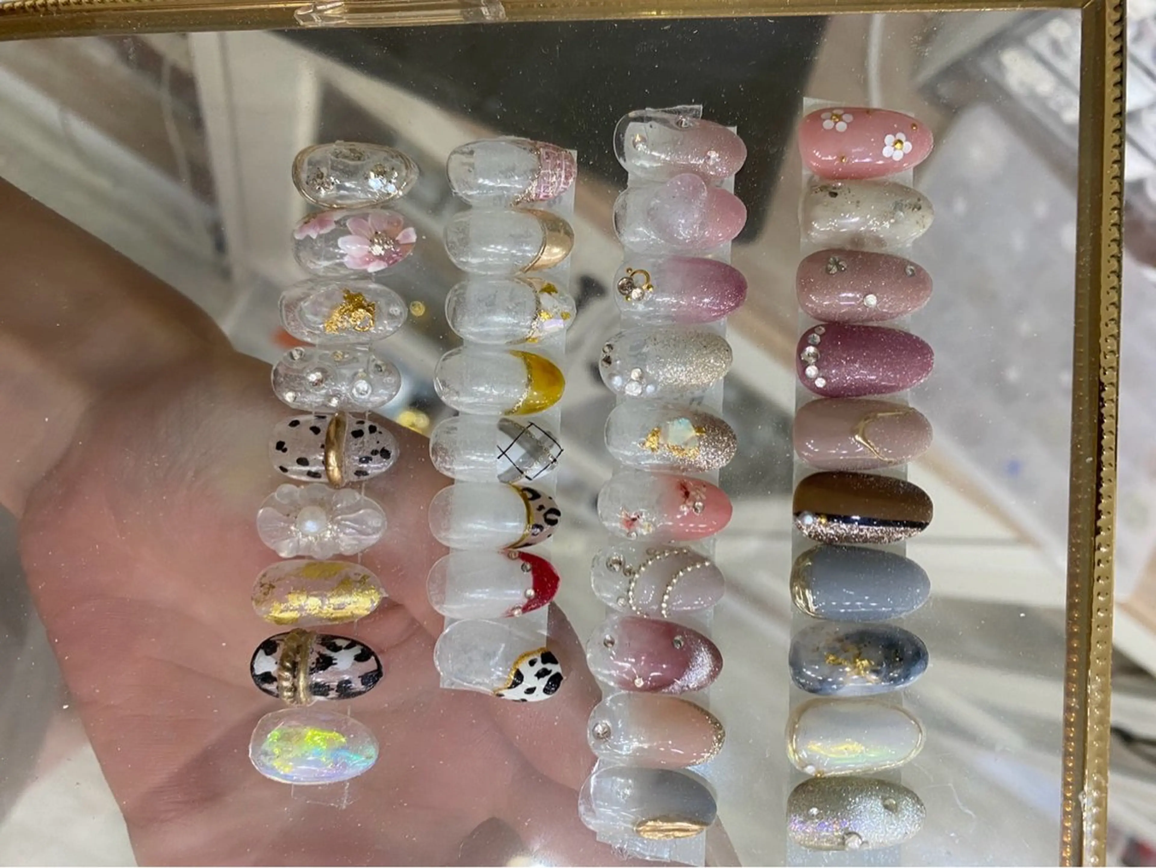 アート2本ジェルネイルカラー(オフなし)の写真