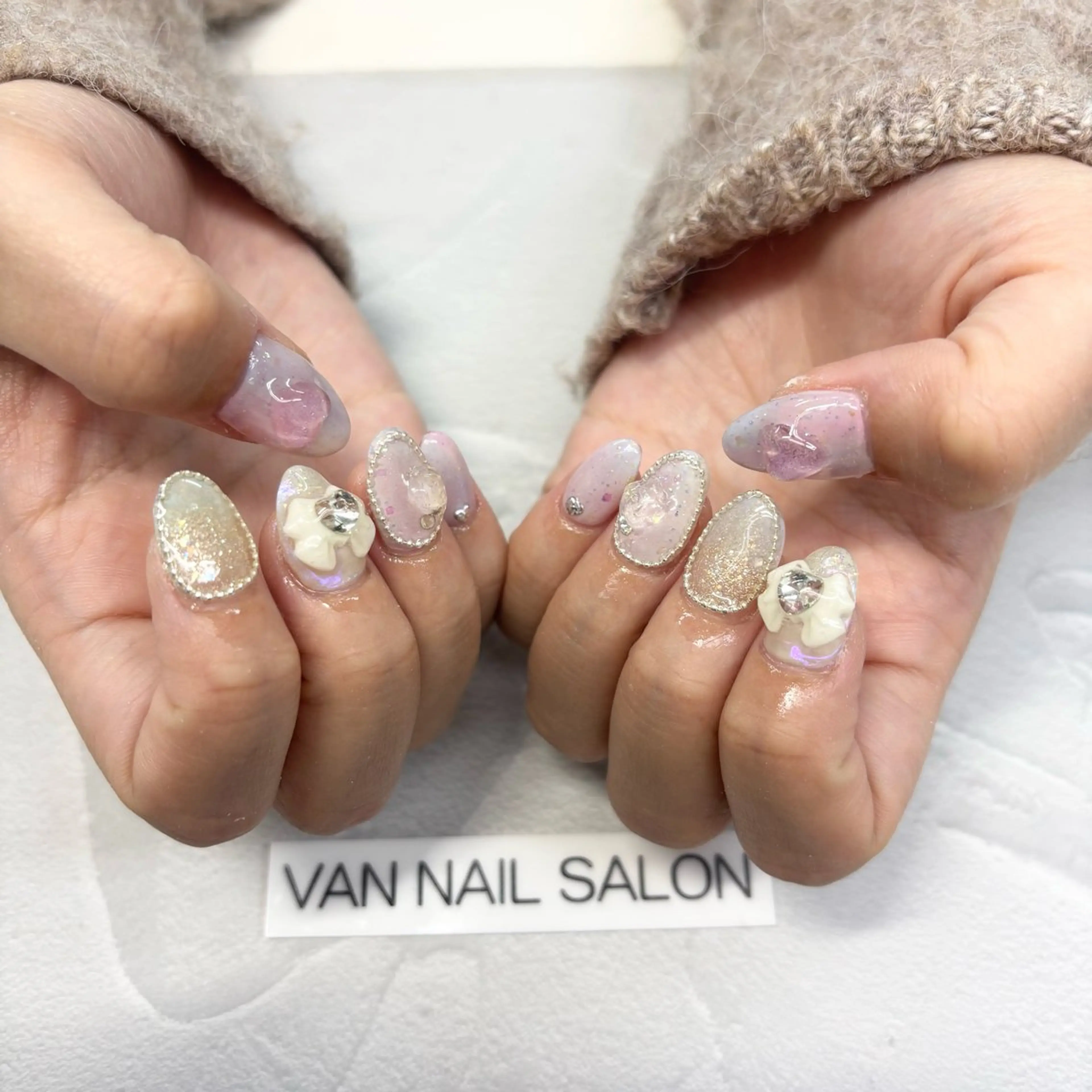 ネイル ハンドネイル VANNAILSALON 本厚木店所属・VANNAIL 本厚木店のネイルデザイン