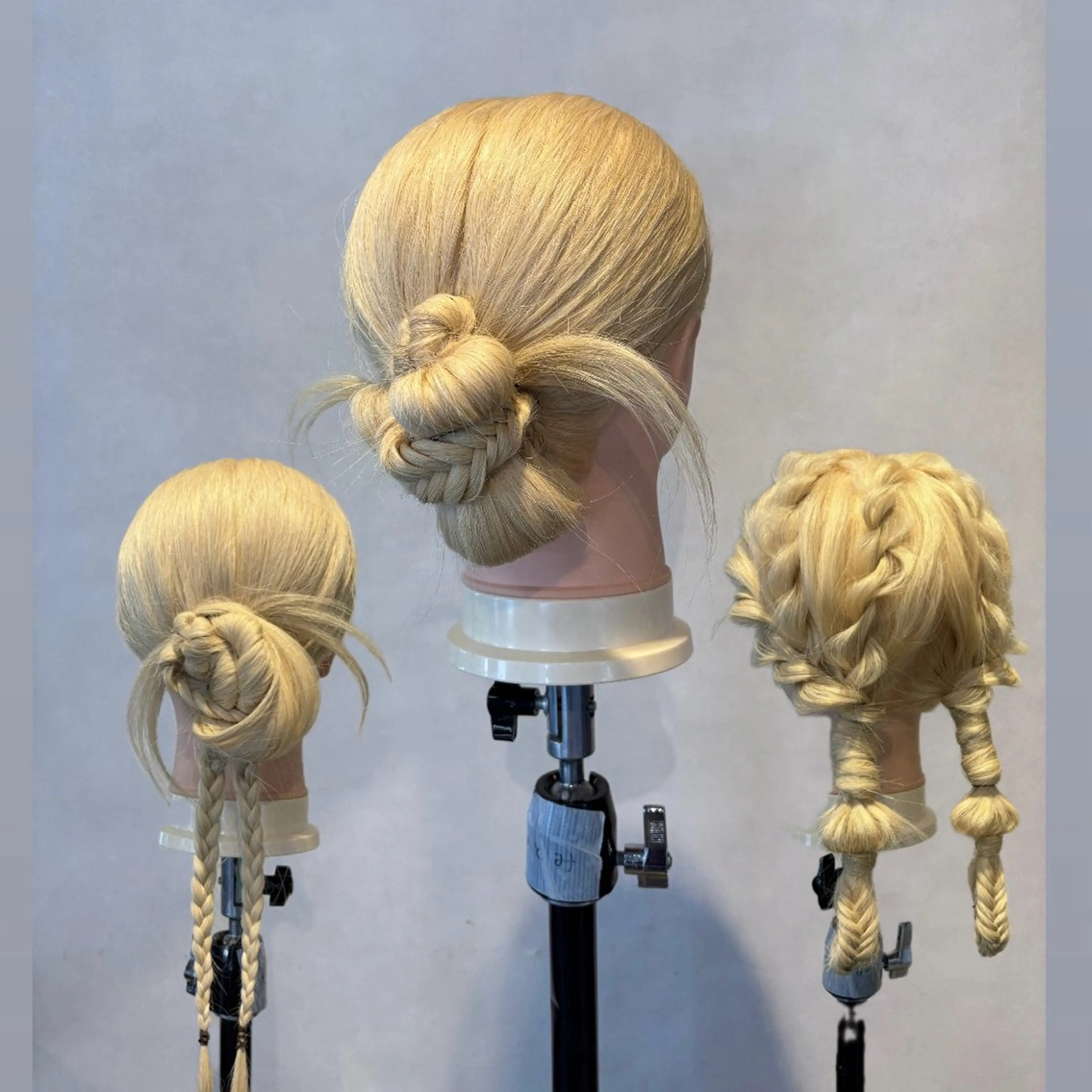 ミディアム ヘアアレンジ 🍒艶髪カラー🍒 青木 瞳のヘアスタイル