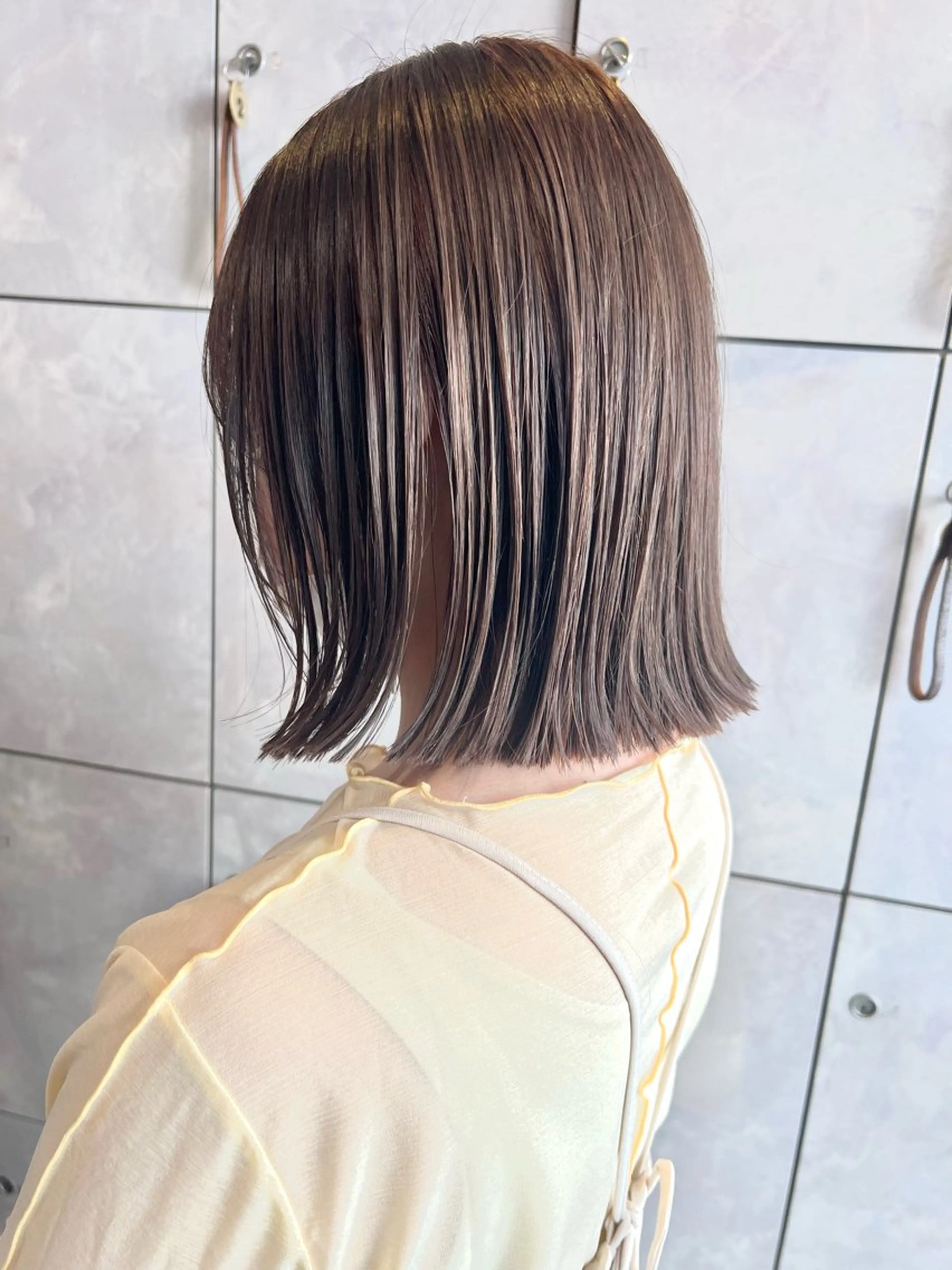 ミディアム カラー ヘアアレンジ カット ヘアカラー トリートメント ヘアセット 🌈インナーカラー ‘ショウマ’🌈のヘアスタイル