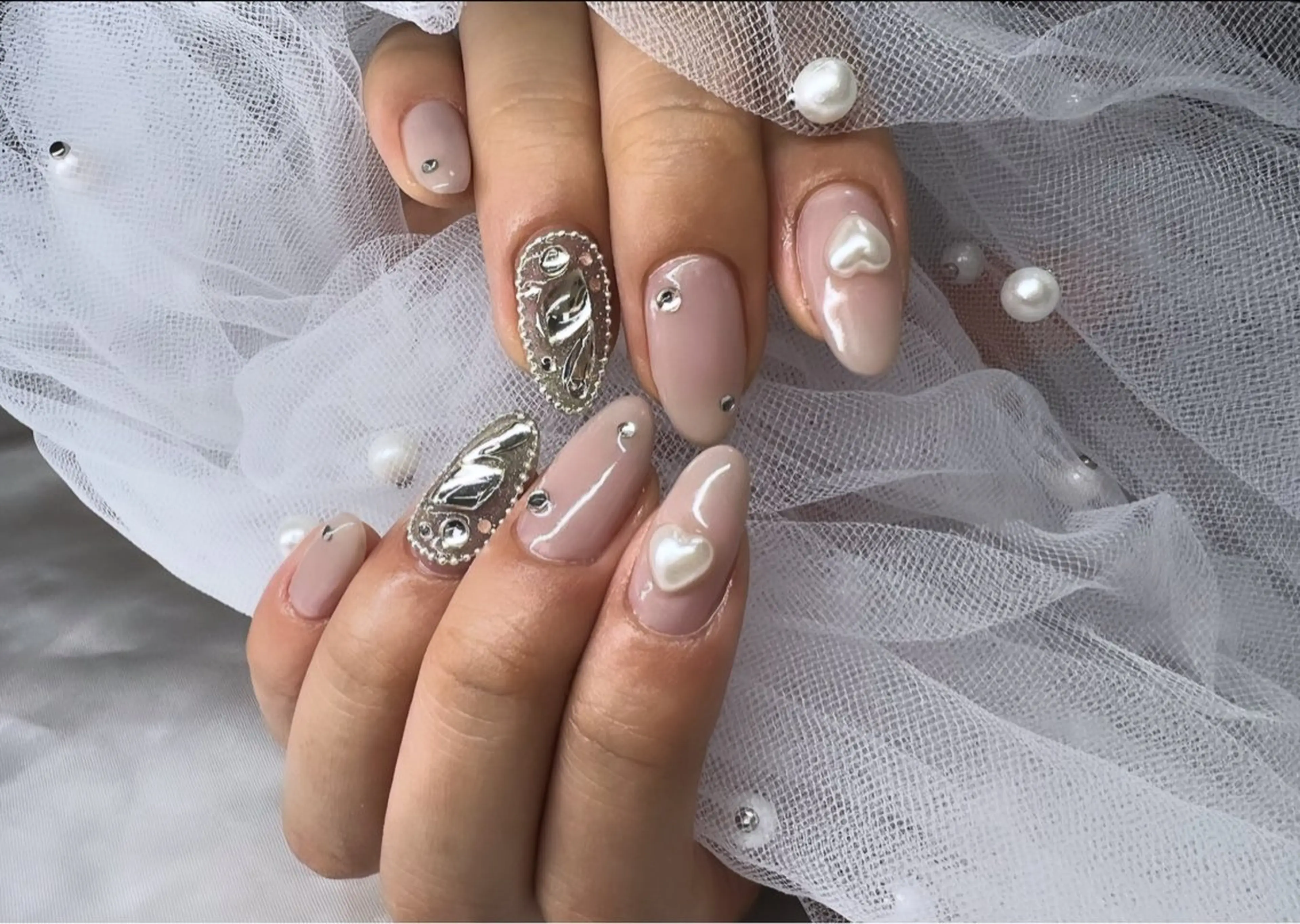 ネイル ハンドネイル Minako 【Charmant】のネイルデザイン