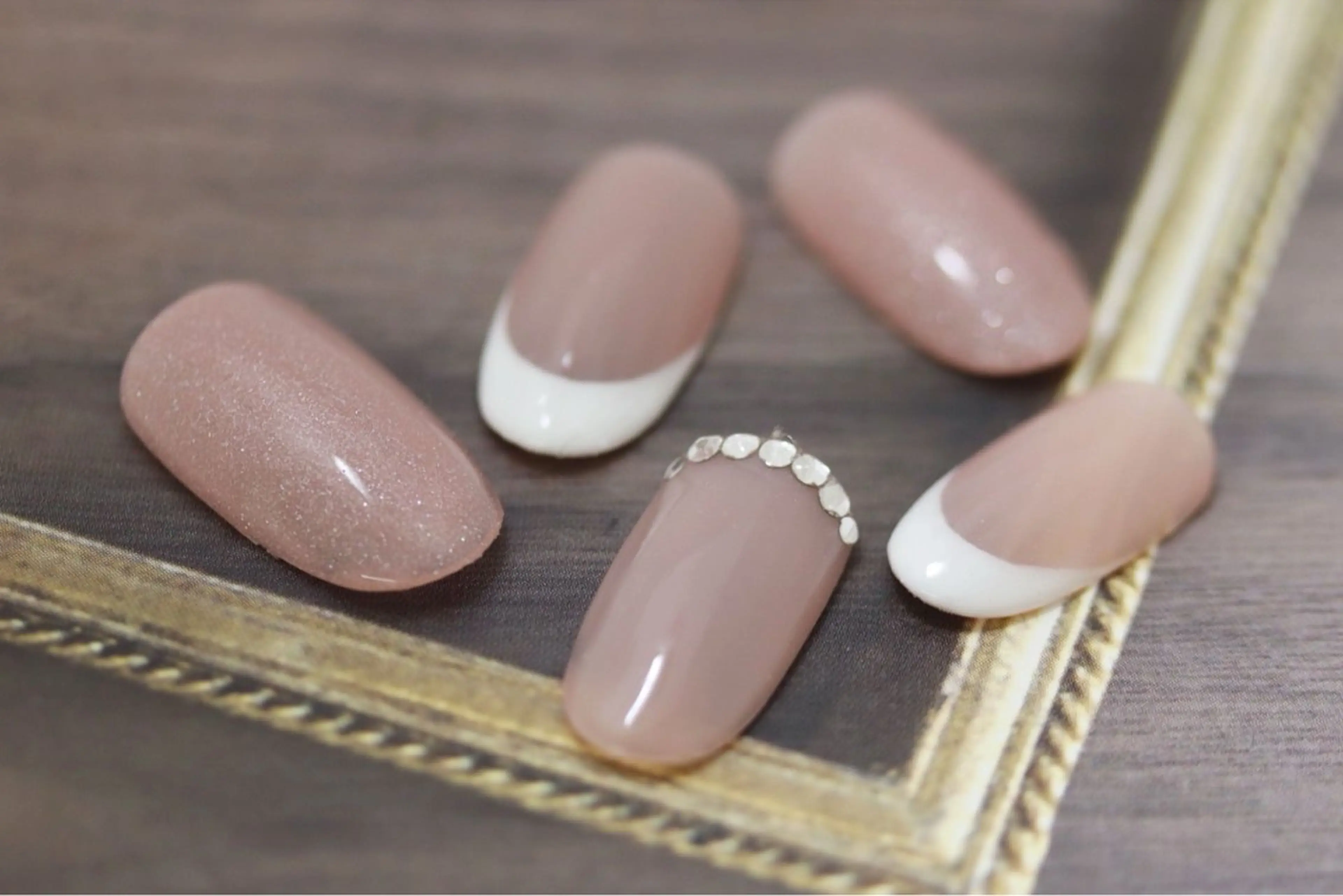 ネイル ネイル ルージュのネイルデザイン