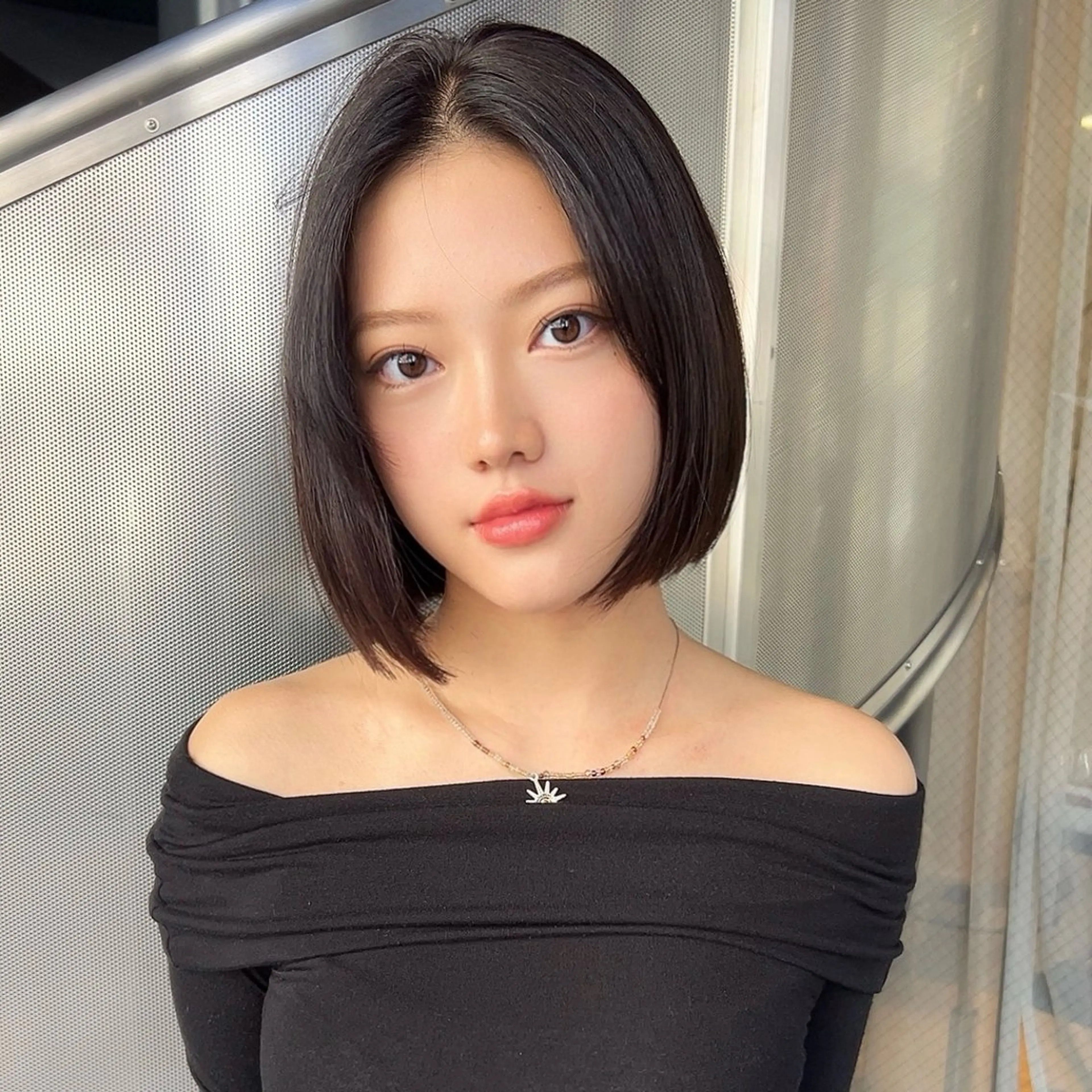 ショート ボブ 似合わせカット カット ヘアカラー calna 古賀 菜摘のヘアスタイル