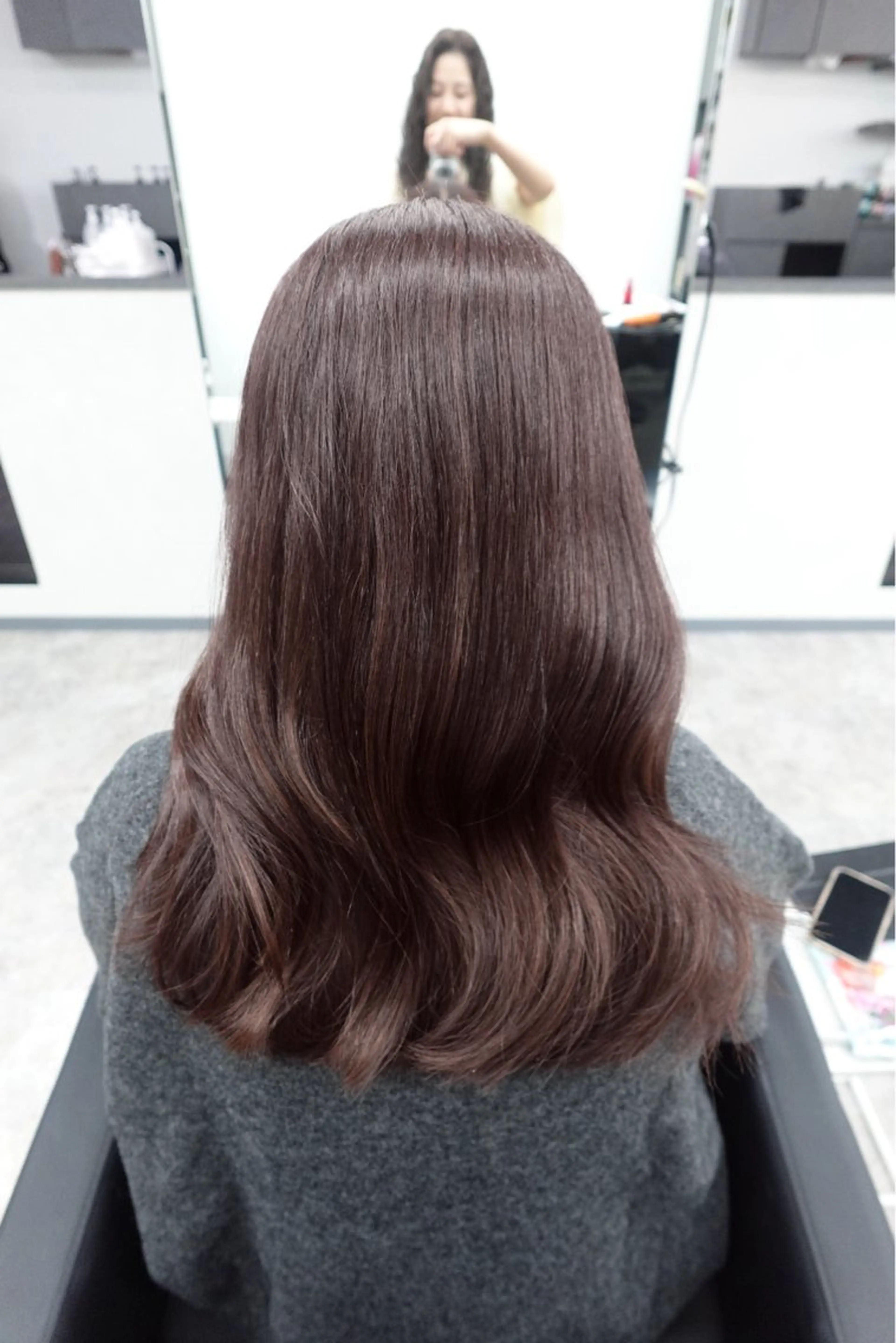 セミロング カラー ブラウンカラー 似合わせカット ,comma momoka🪄のヘアスタイル