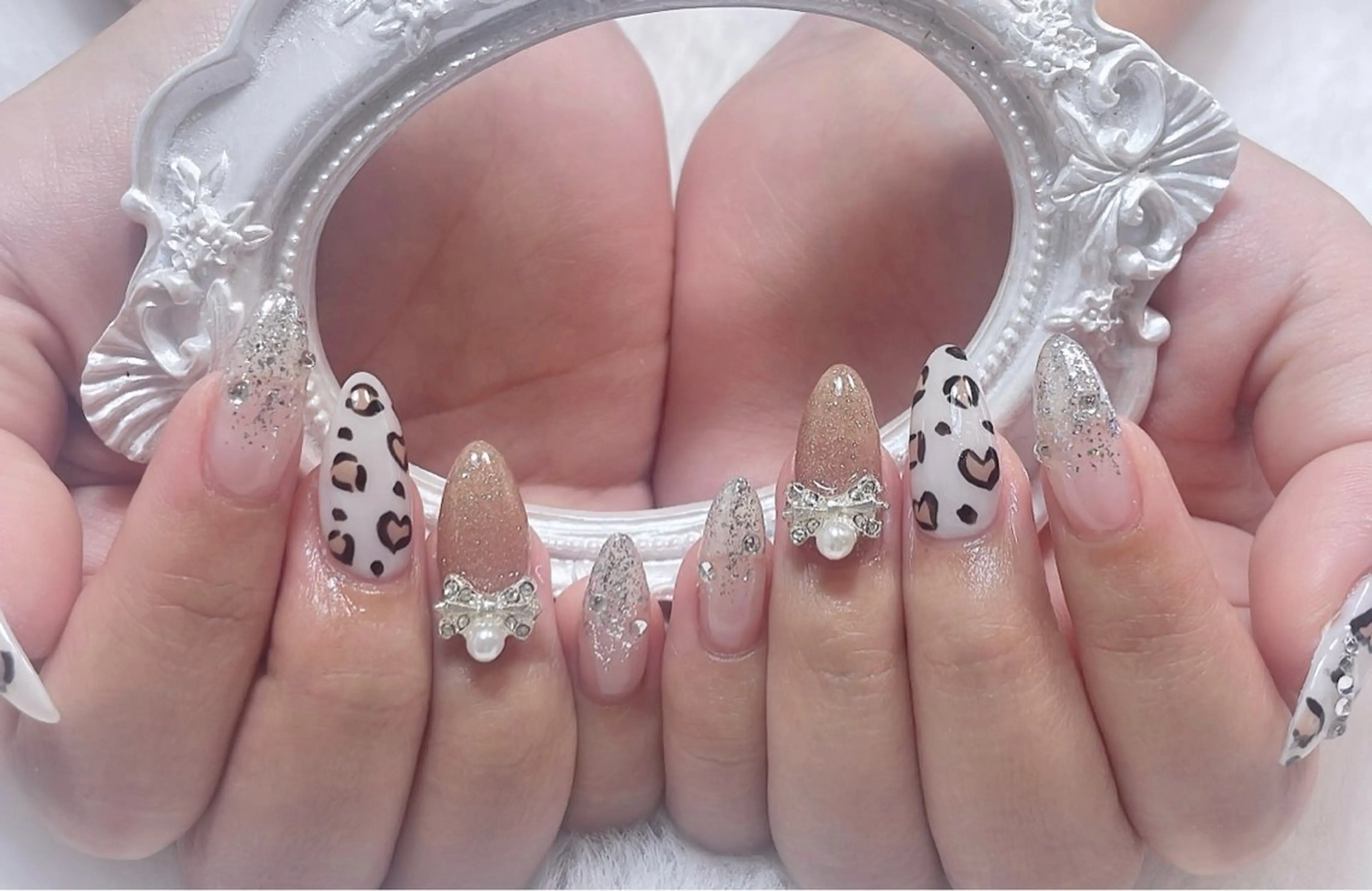 ネイル アートネイル フットネイル ジェルネイル マグネットネイル 持ち込み ハンドネイル B·U Nail大宮 長さだし専門店のネイルデザイン