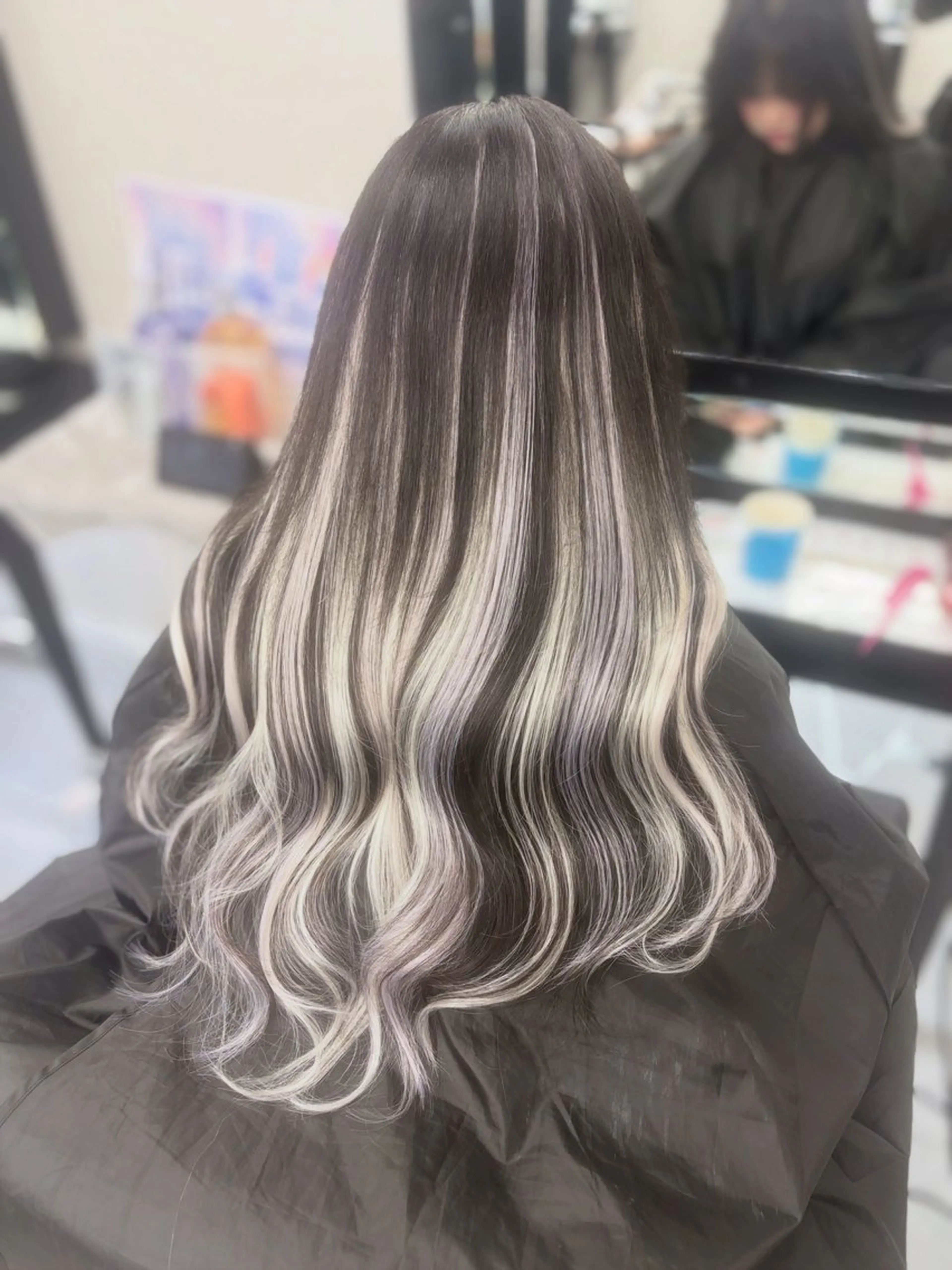 ロング カラー シールエクステ ハイライトカラー エクステ ハイライト ヘアカラー エクステ 🫧miyu/艶カラ ーエクステ🫧のヘアスタイル