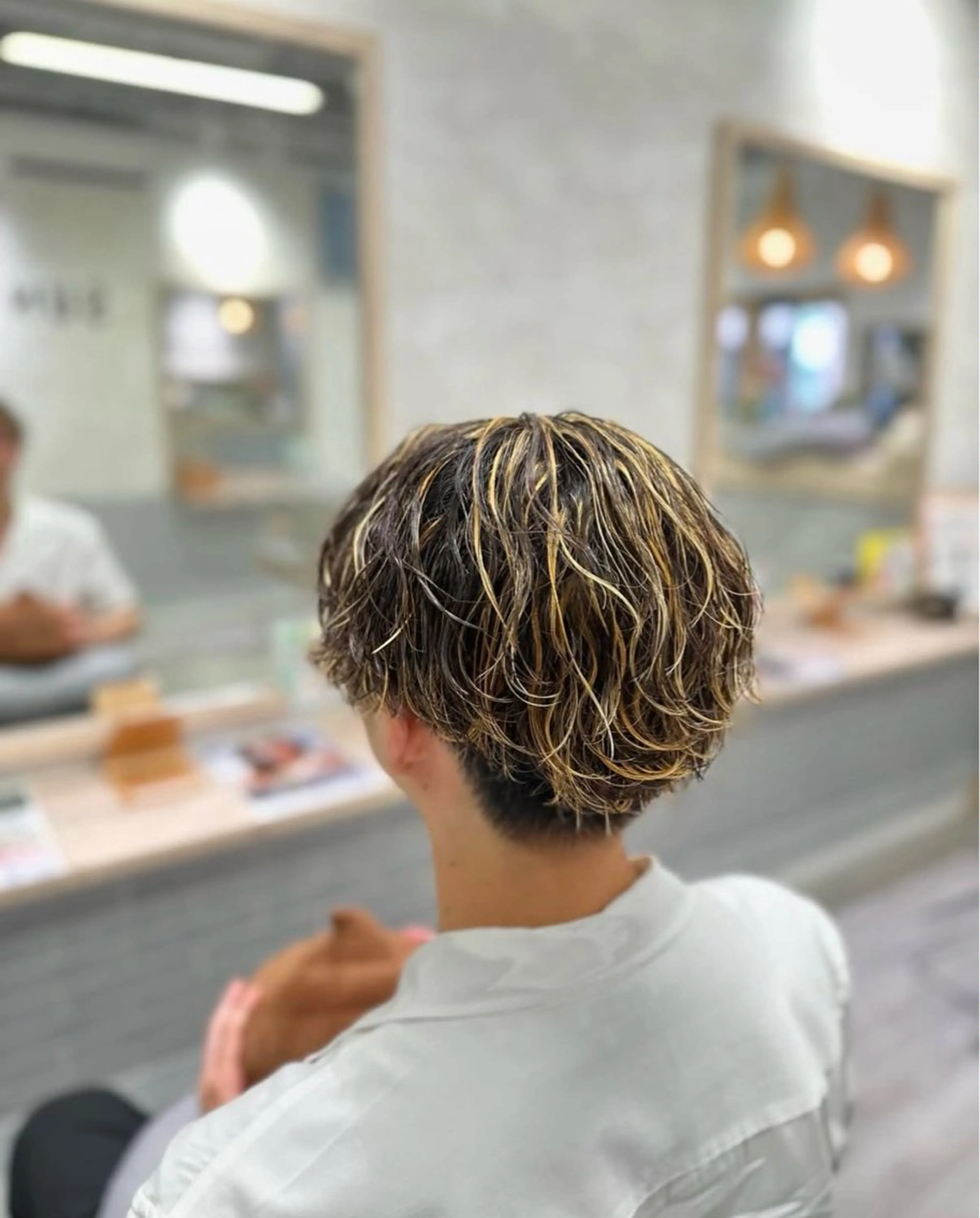 ショート カラー メンズ メンズハイライト メンズメッシュ ハイライトカラー メッシュ ハイライト ヘアカラー カラーモデル大募集 清澄白河／菊川／森下のヘアスタイル