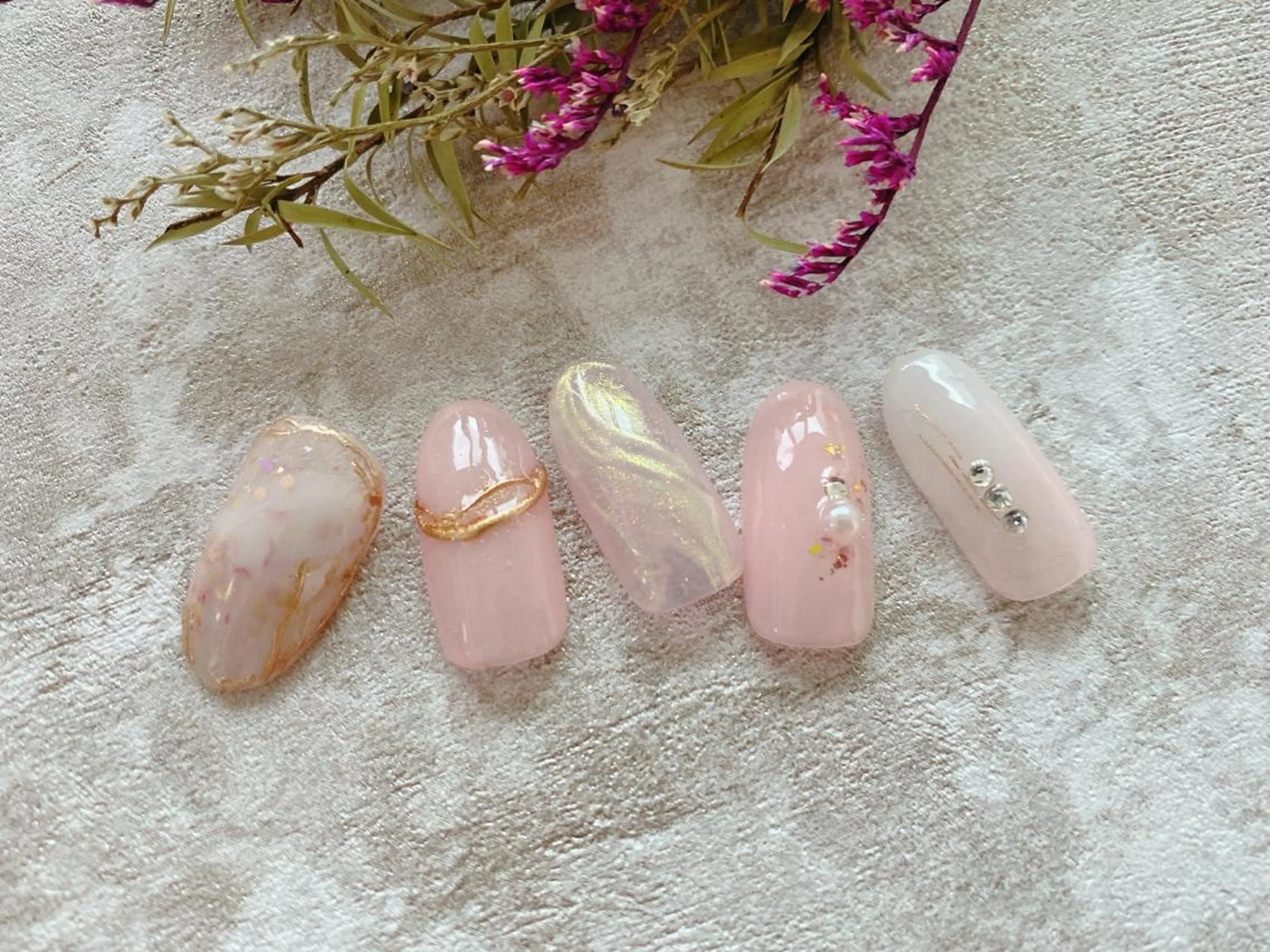 ネイル Nail •Head スパFortunaのネイルデザイン