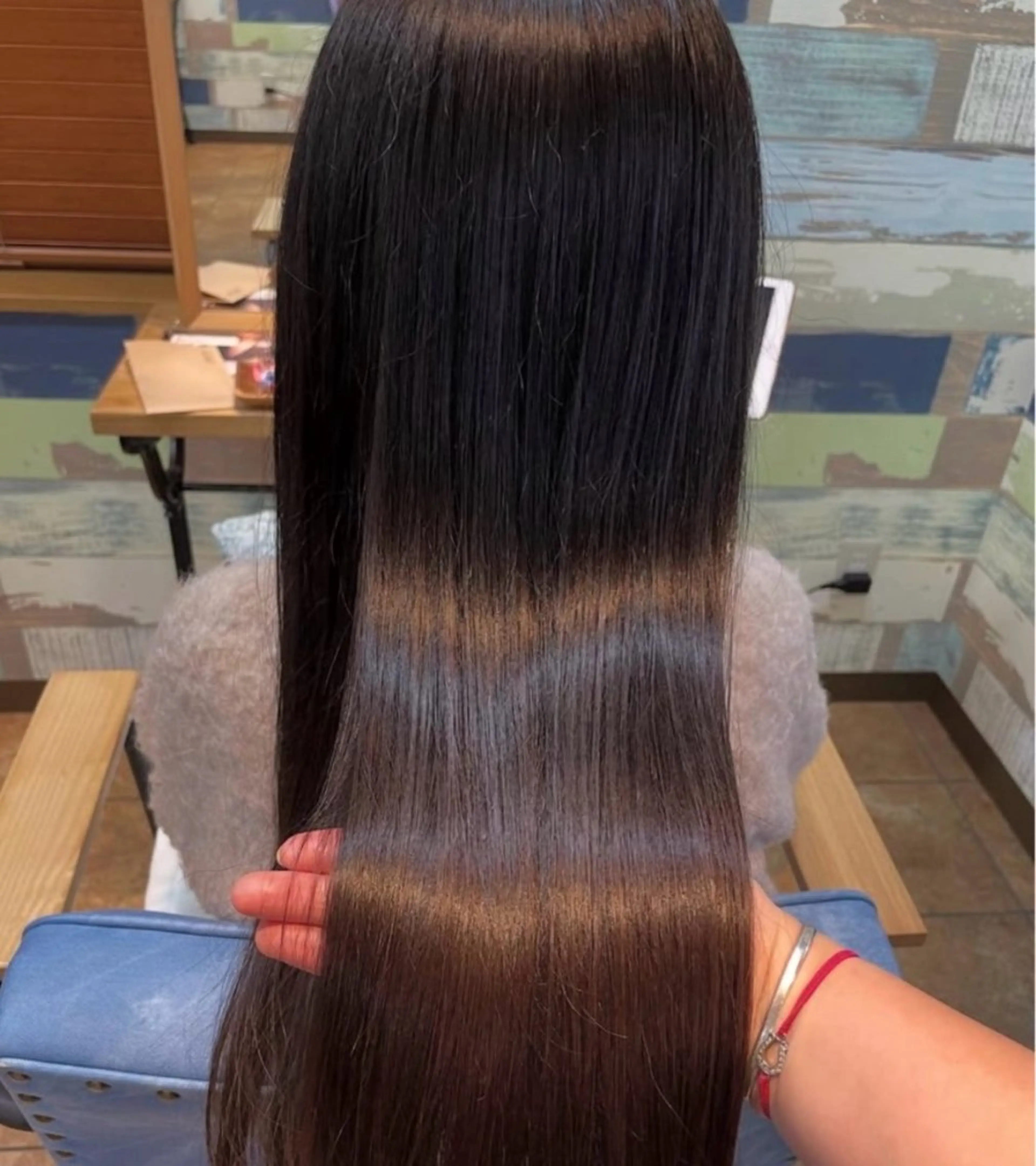 ロング 佐々木 彩衣のヘアスタイル