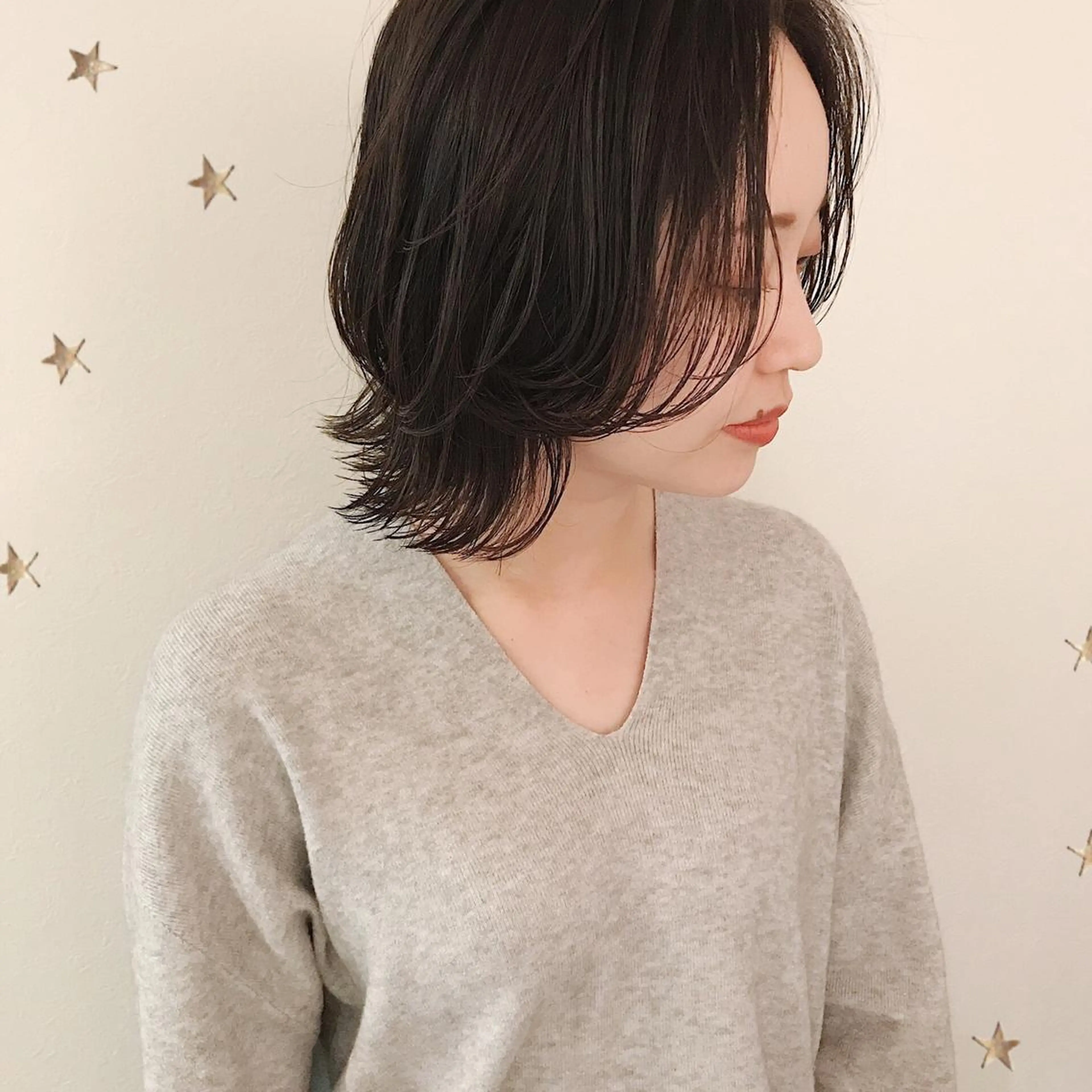 ミディアム カット 市川 千夏のヘアスタイル
