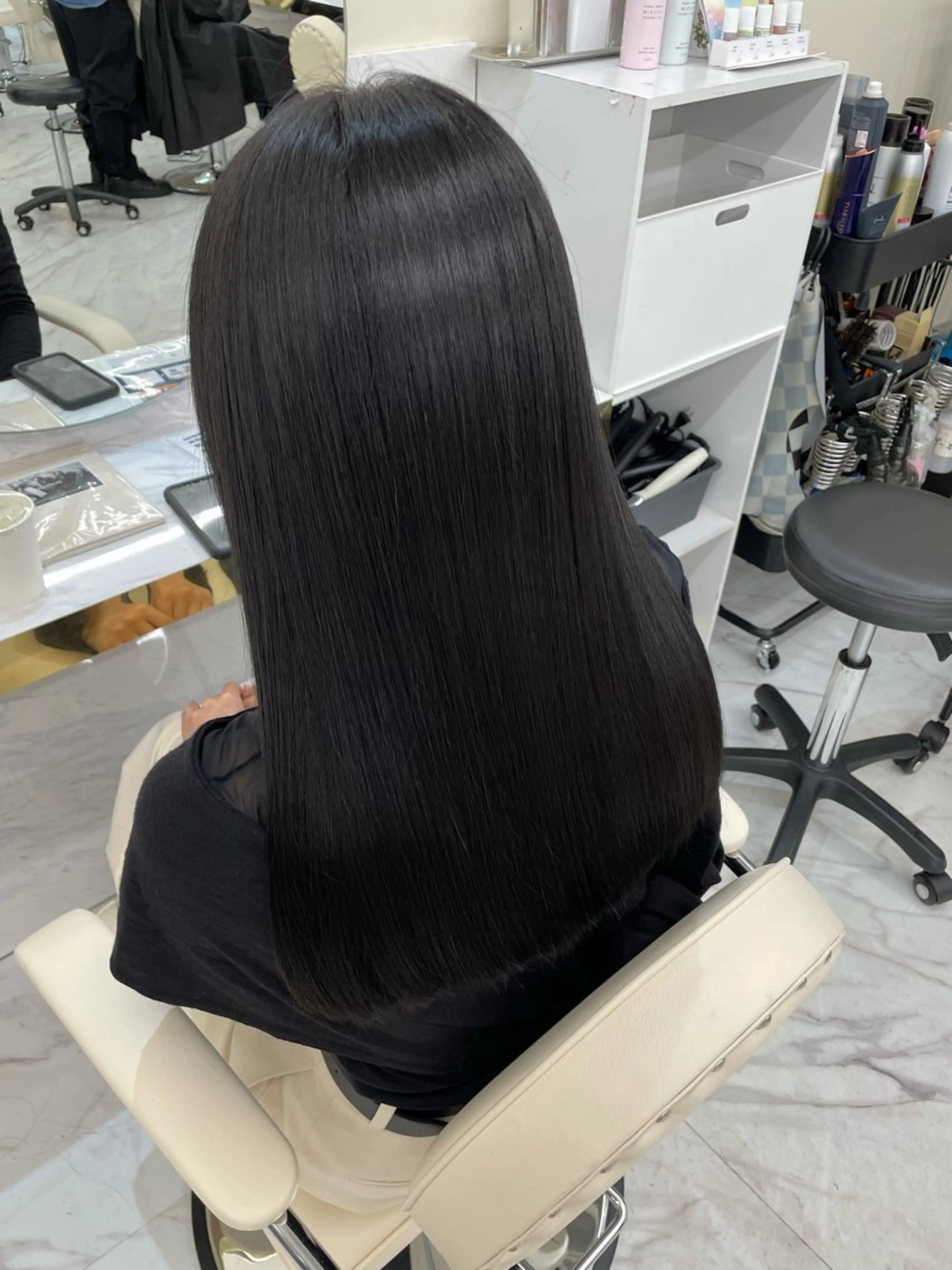 ロング カット ヘアカラー 縮毛矯正 トリートメント ｅｒｉ 🧴🫧のヘアスタイル