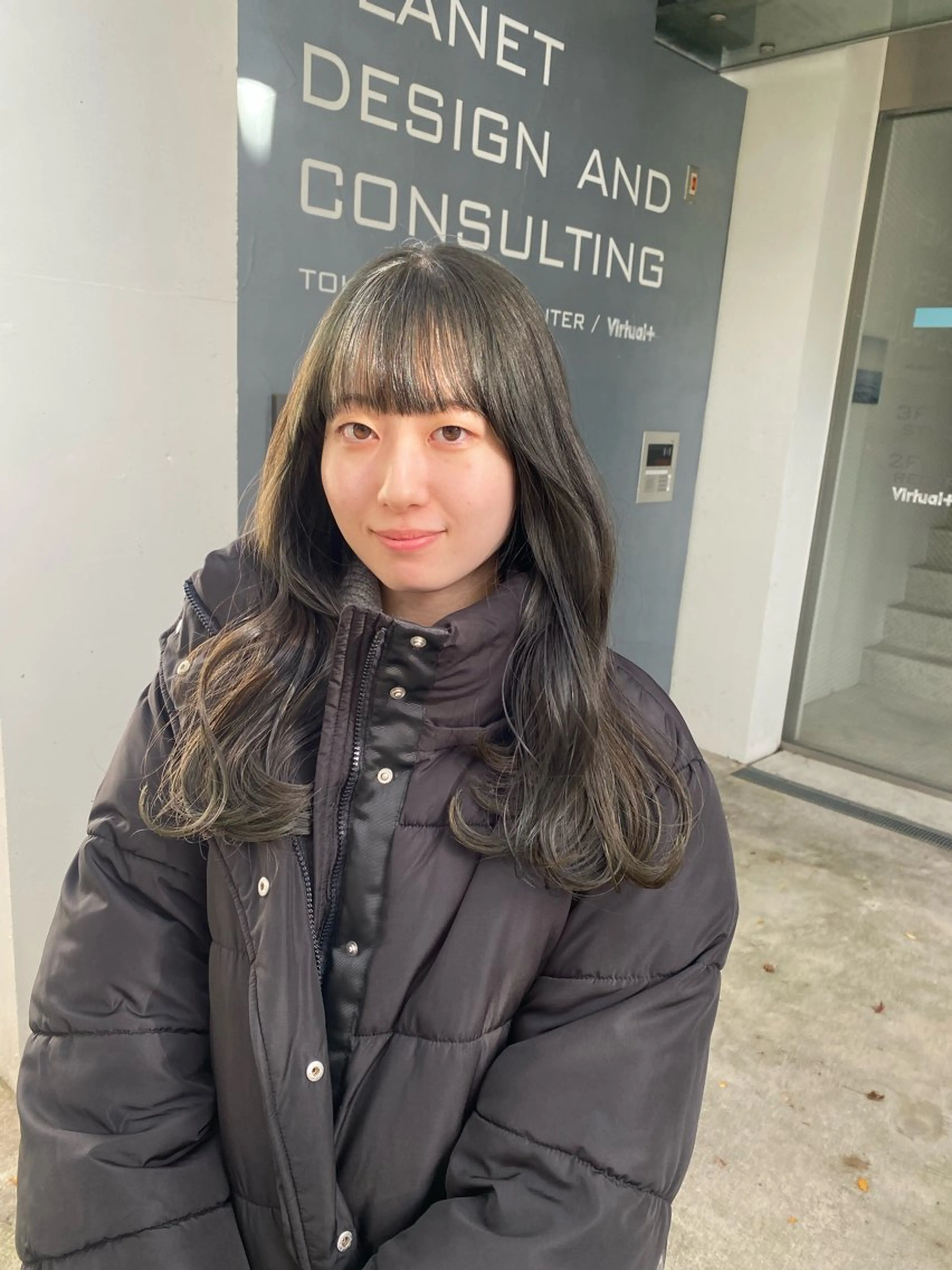 ロング カラー グレージュ オリーブグレージュ オリーブグレー カット ヘアカラー Lomalia 🤍🫧/makoのマツエク・マツパデザイン