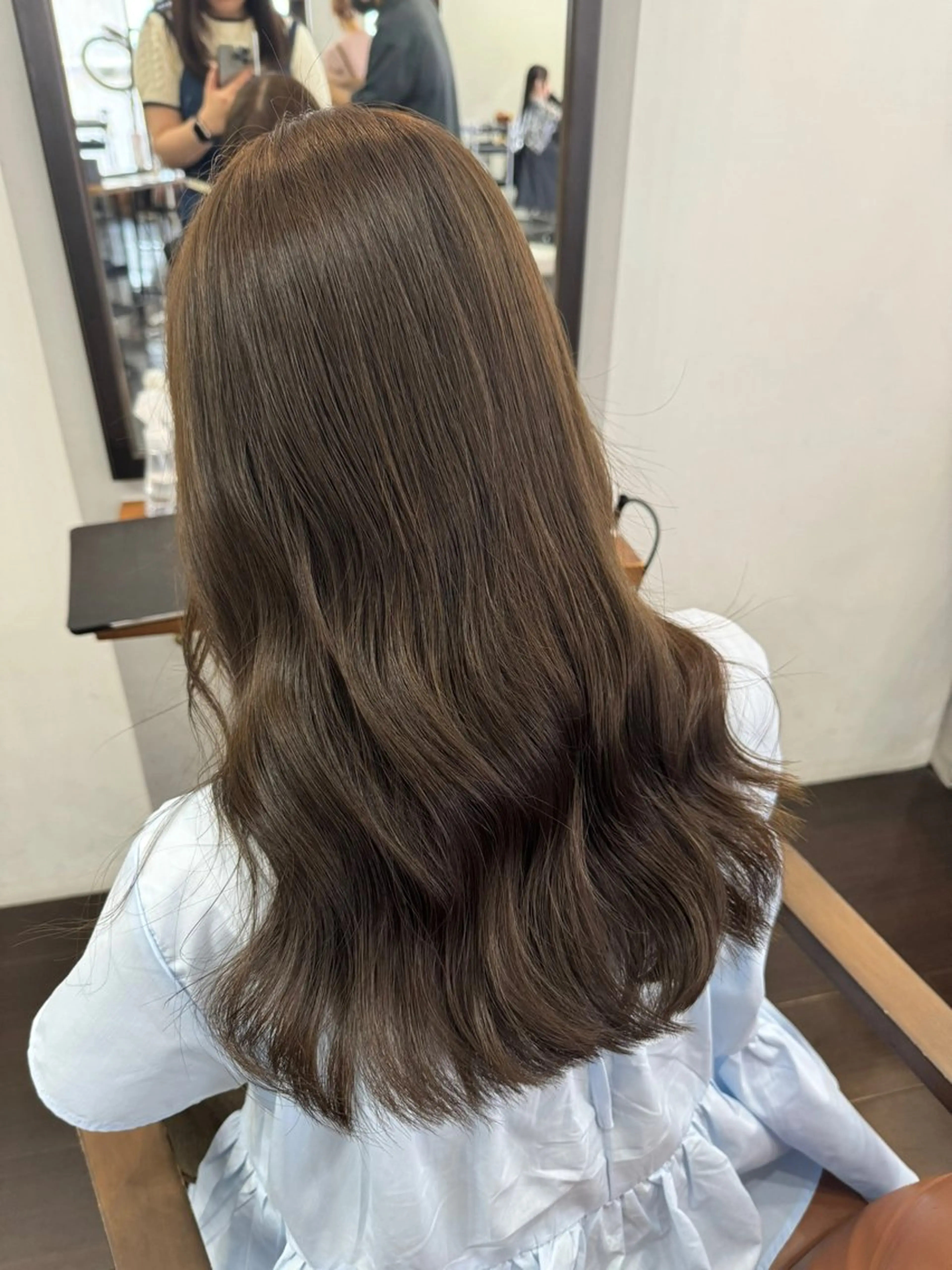 セミロング ヘアカラー トリートメント 難波 茜のヘアスタイル