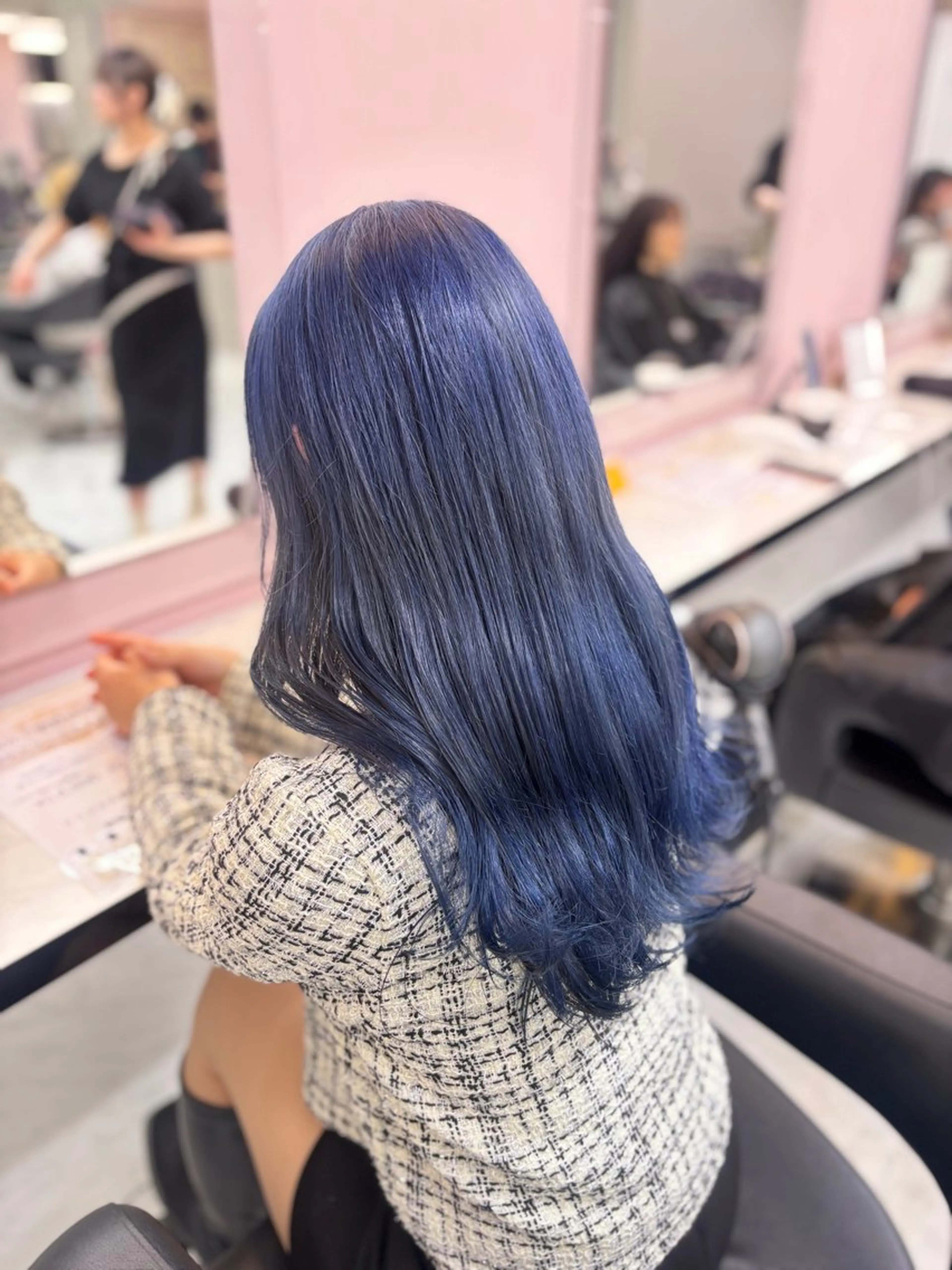 ロング カラー ブルーカラー ブルーグレー ダブルカラー 💙ハイトーン韓国風 色白ヘア💙manaのヘアスタイル